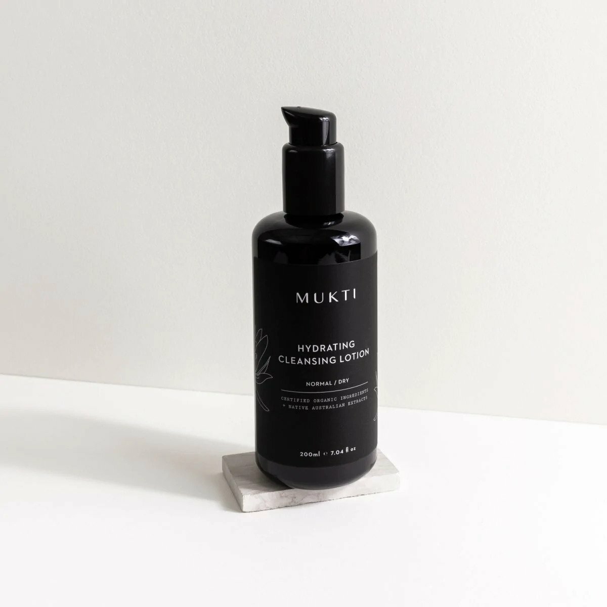 MUKTI Hydrating Cleansing Lotion 有機保濕潔面乳 [200ml]