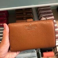[S] KATE SPADE WLR00394 MD COMPBLFLD PEBBLED LEATHER,WRMGNGRBRD, 767883199862 (SKS212)