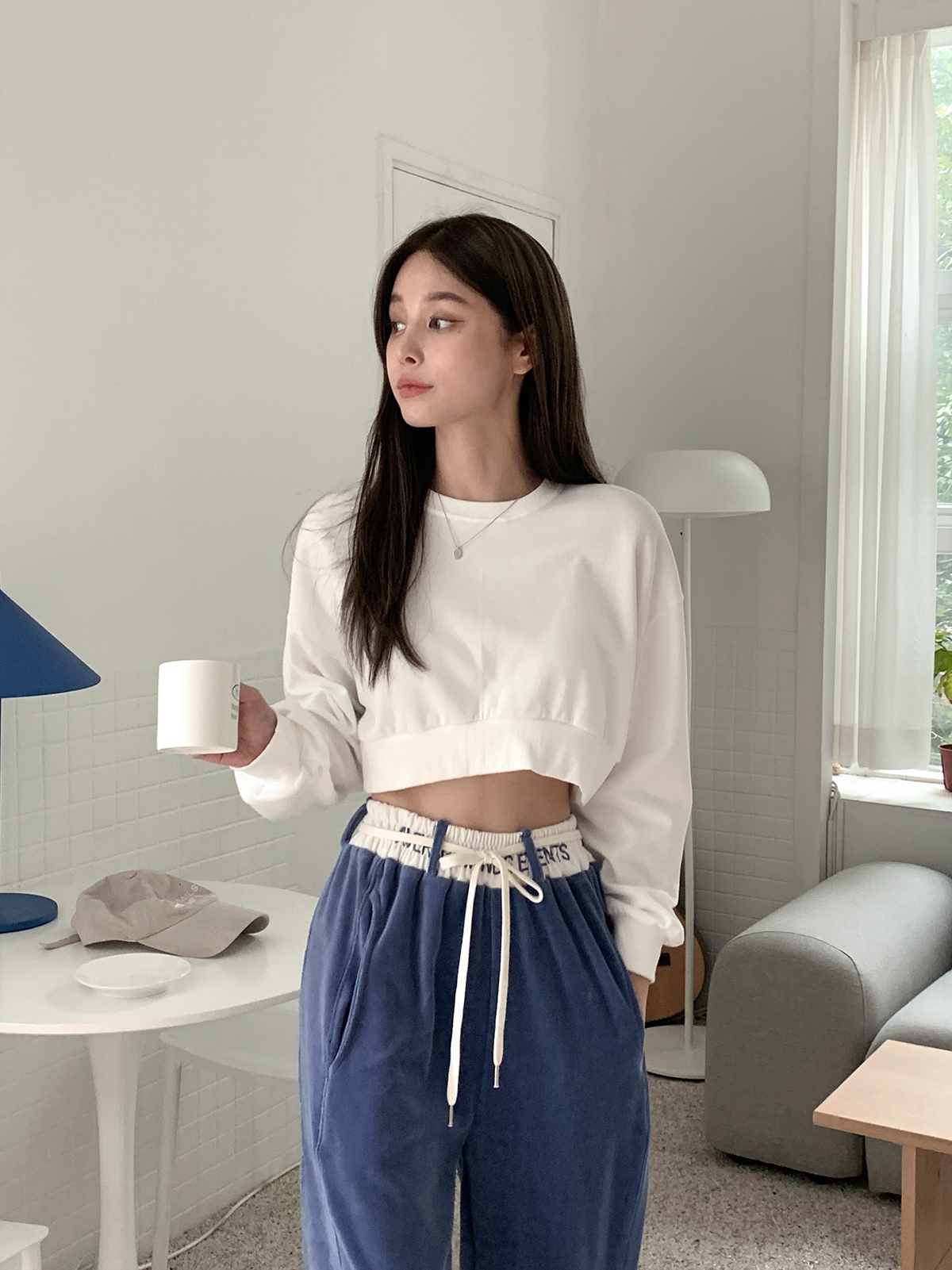 【現貨】韓國製短版寬鬆休閒性感露腰運動T