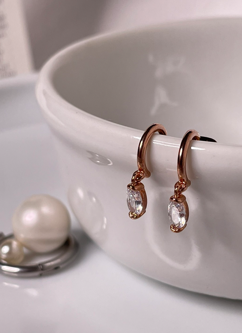 [現貨] 氣質水滴垂墜耳環