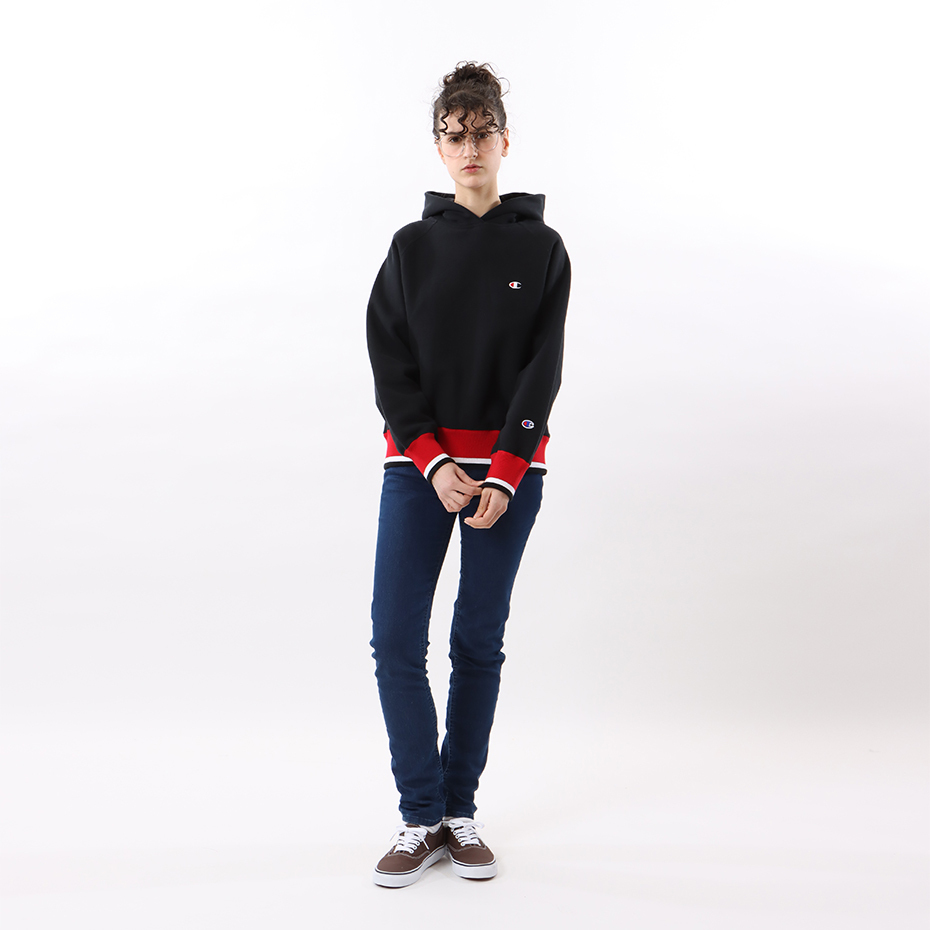 女款-CASUAL  草寫LOGO 11.5oz連帽Tee-黑色（CW-W106-090）