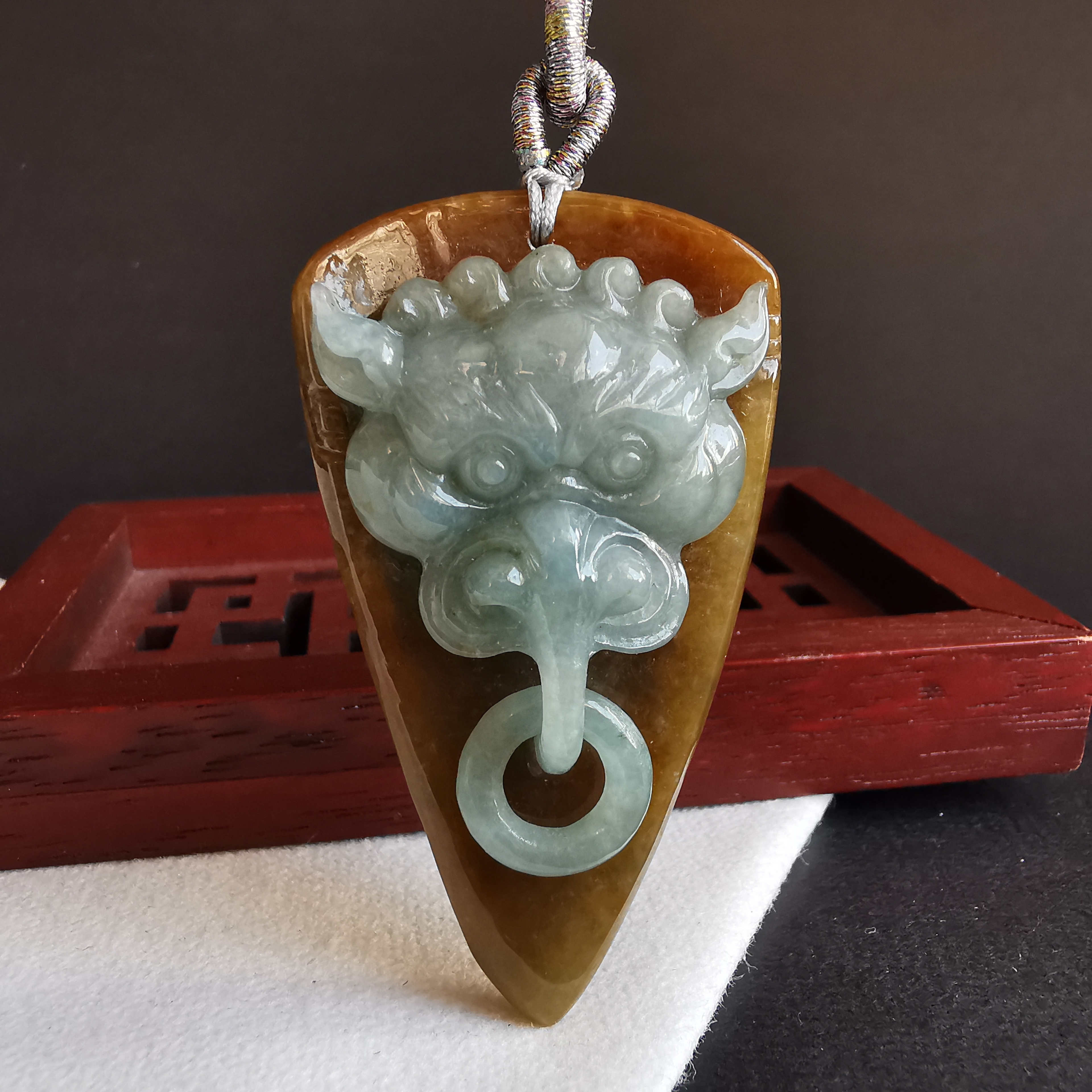 鋪首, 天然翡翠A玉, 緬甸玉, Jade, Jadeite