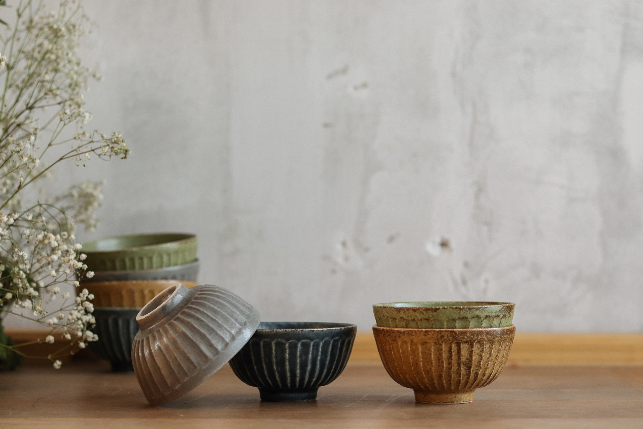 日本 美濃燒 tetote 鏽邊刻紋飯碗