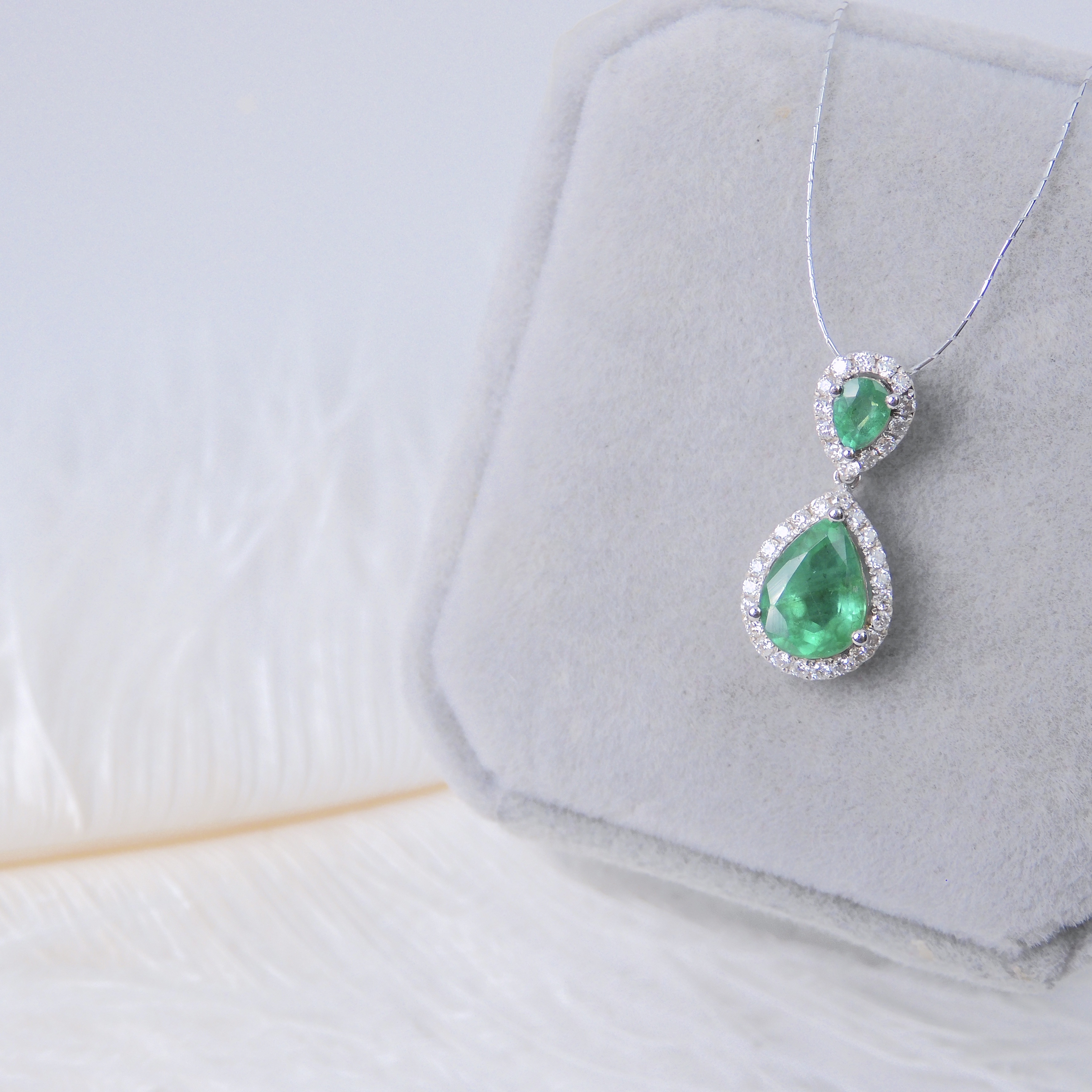 18K金 1.28ct 綠寶石吊墜