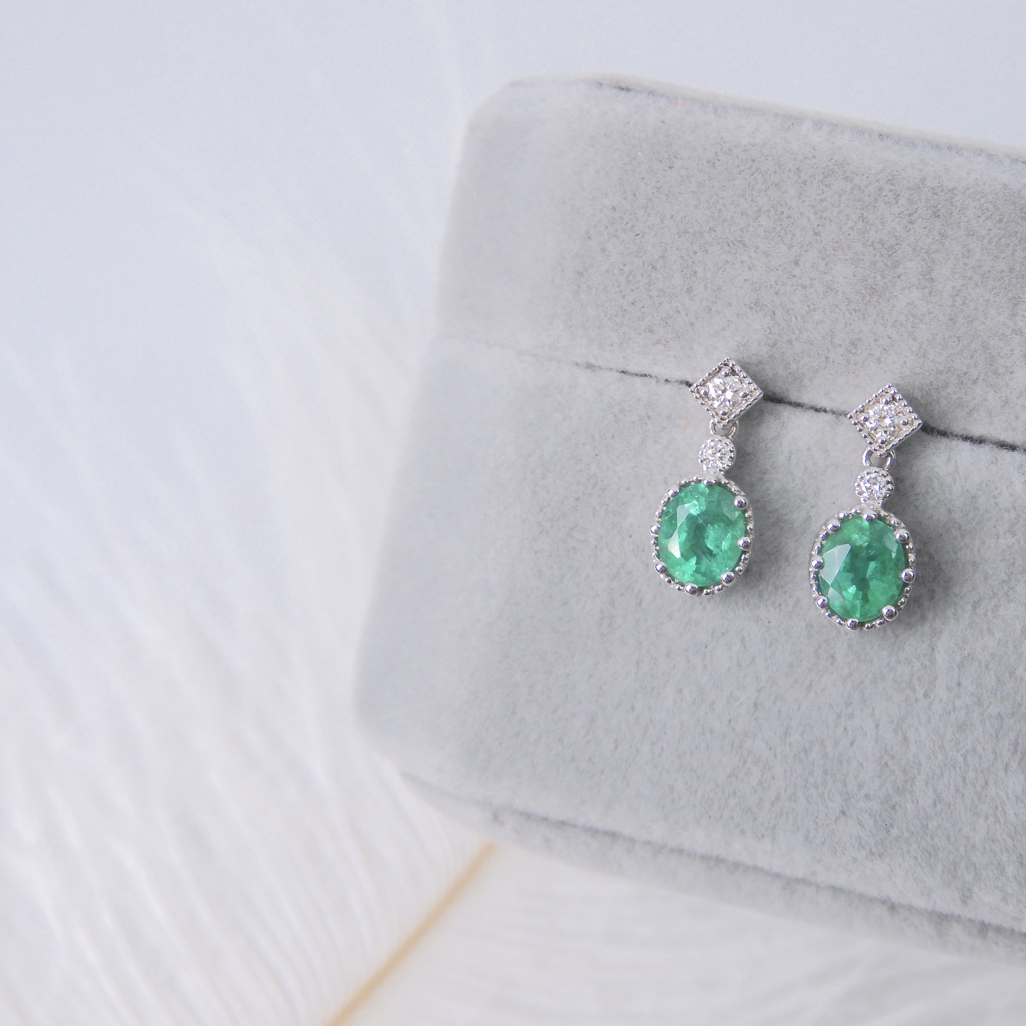 18K金 0.83ct 綠寶石耳釘