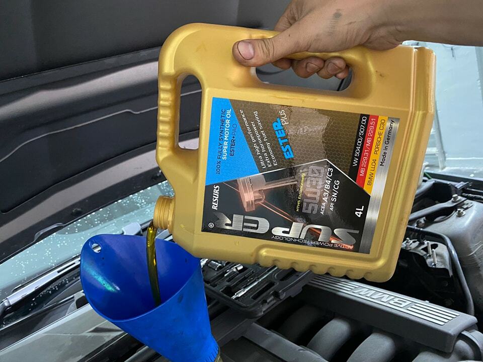 bmw e90 3 series ung automotive super nano 換油 機油 汽車保養 ester plus 5w30 motor oil made in germany