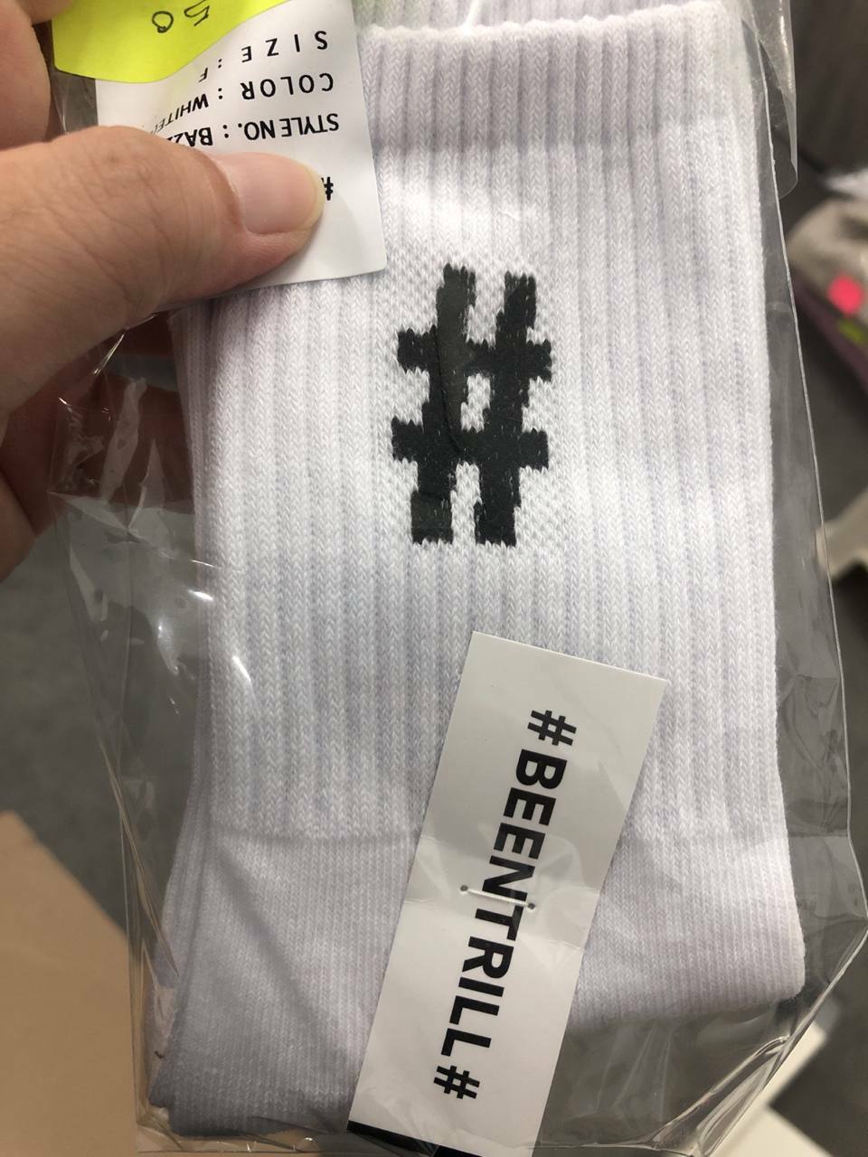 [S] BEENTRILL HASHTAG LOGO SOCKS,WHITE, BA220SO900-WH (SBT50)