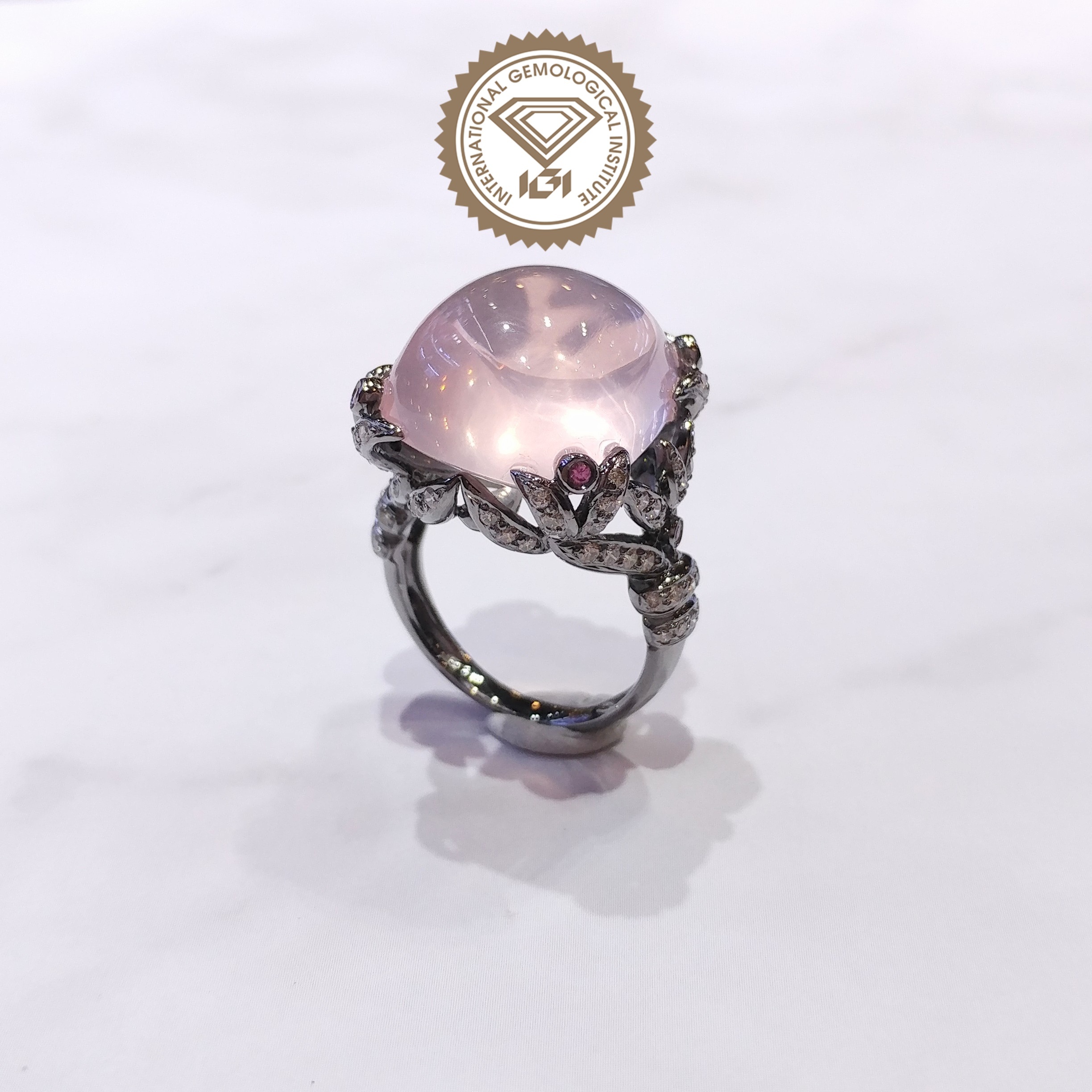 18K Black Gold 23.08ct Quartz and Diamond Ring