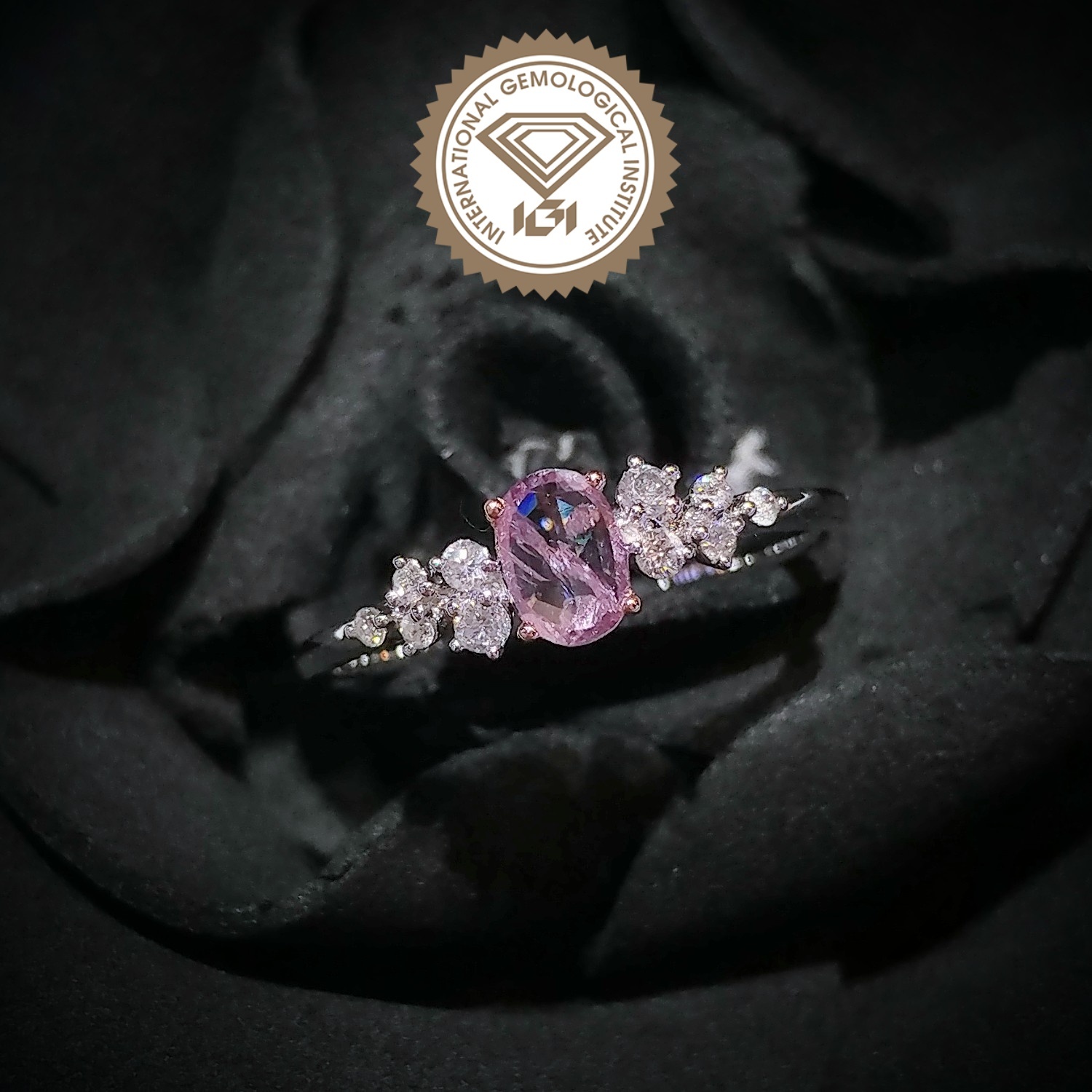 18K Gold 0.33ct Fancy Purplish Pink Diamond Ring