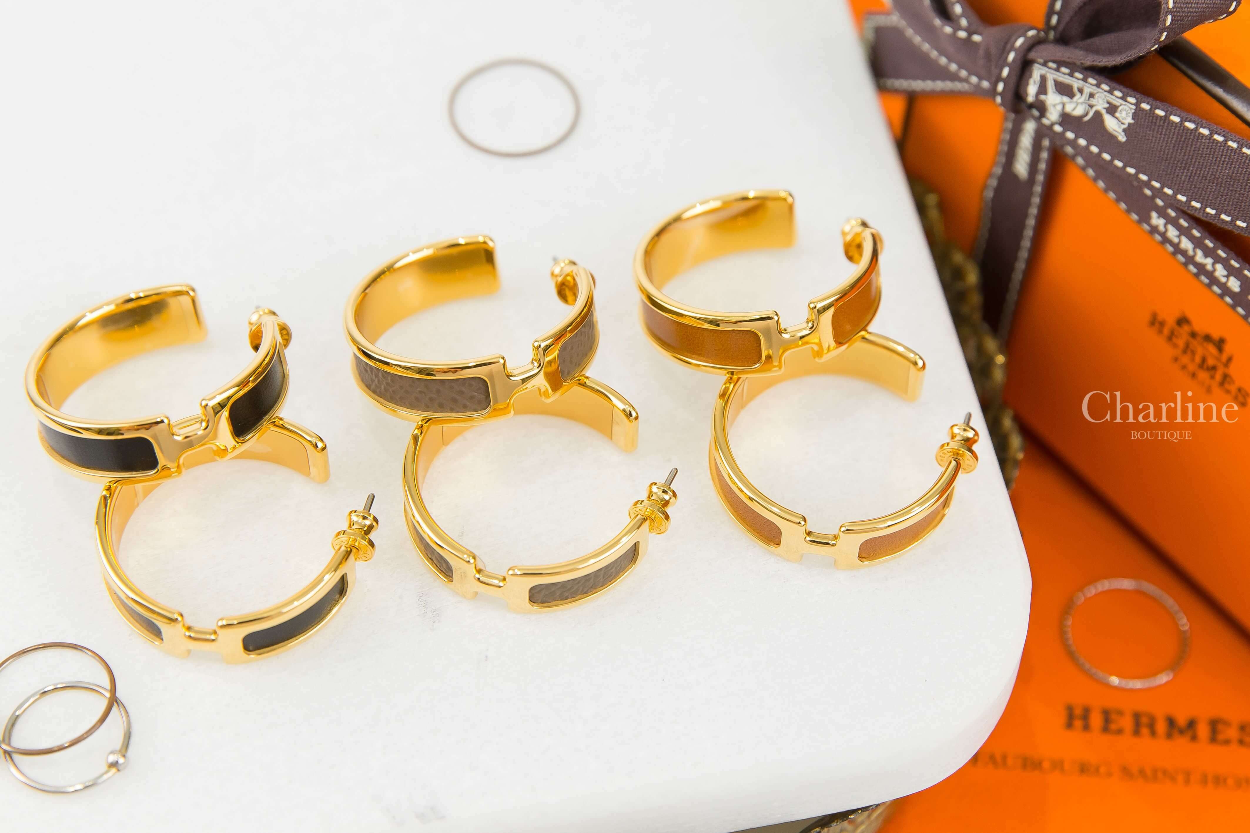 Hermès Olympe Earrings 黑色小牛皮金色H圓圈耳環,Olympe Earrings 大象灰小牛皮金色H圓圈耳環,Olympe Earrings 焦糖色小牛皮金色H圓圈耳環-Charline Boutique 精品代購