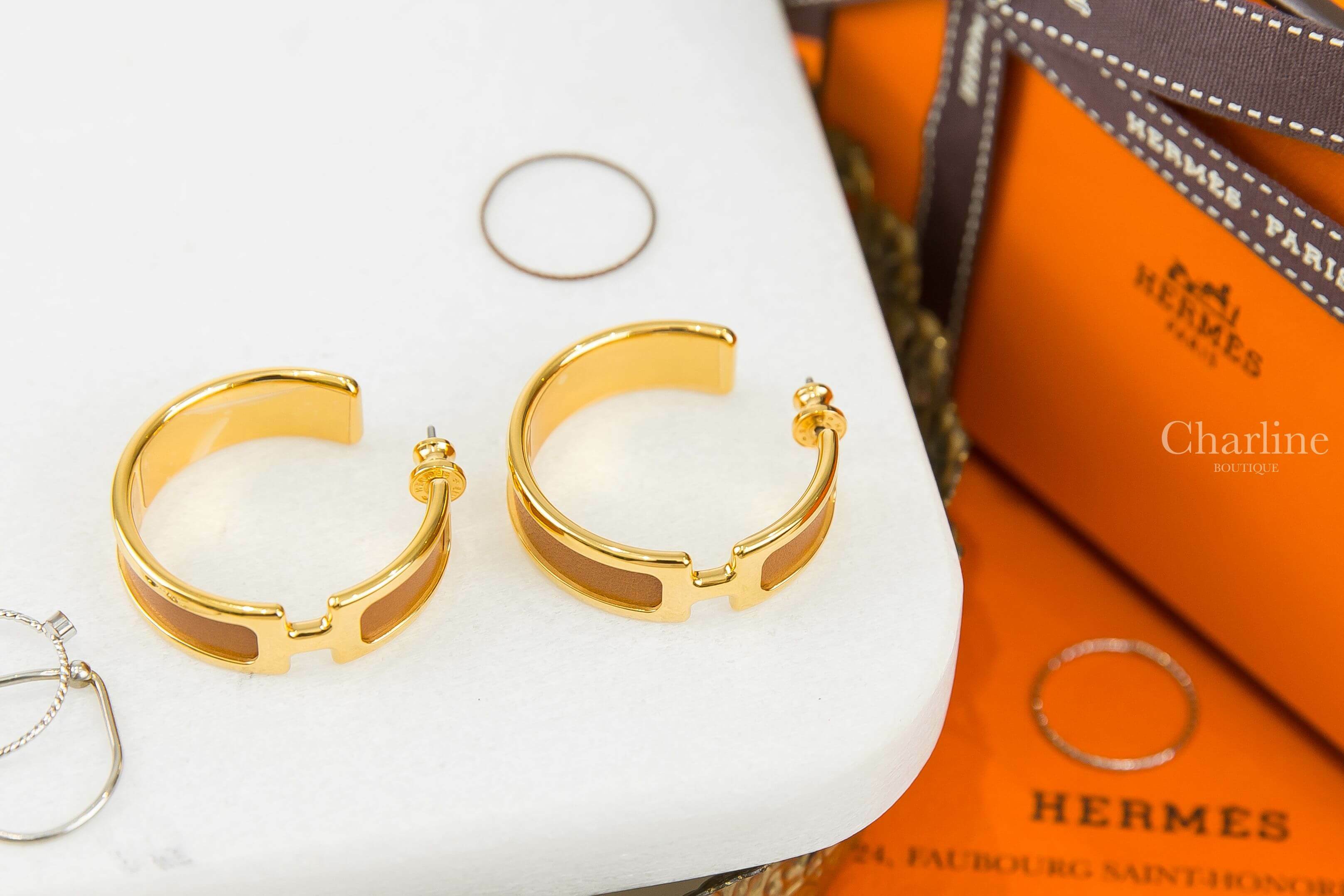 Hermès Olympe Earrings 焦糖色小牛皮金色H圓圈耳環