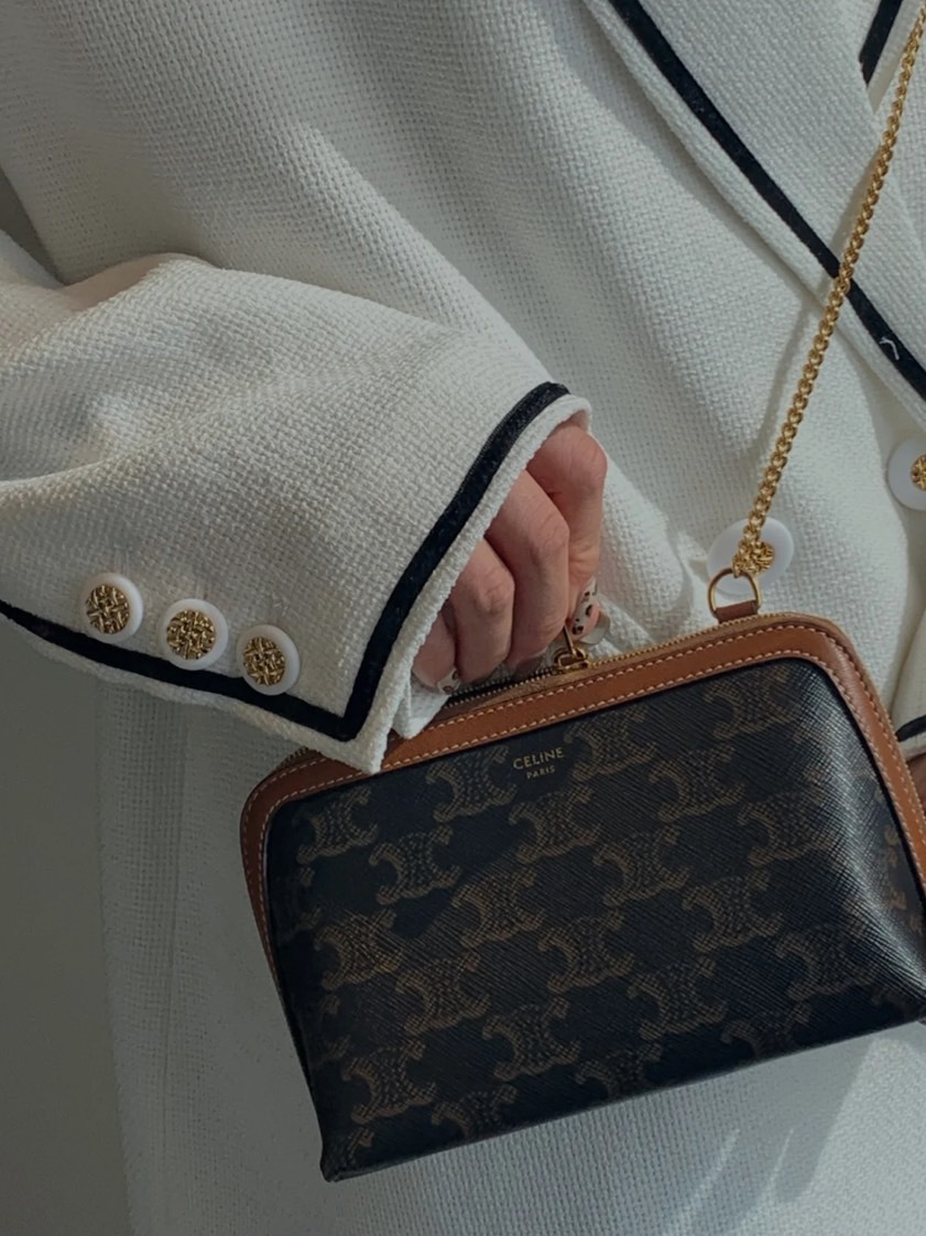 Celine Triomphe 老花貝殼包
