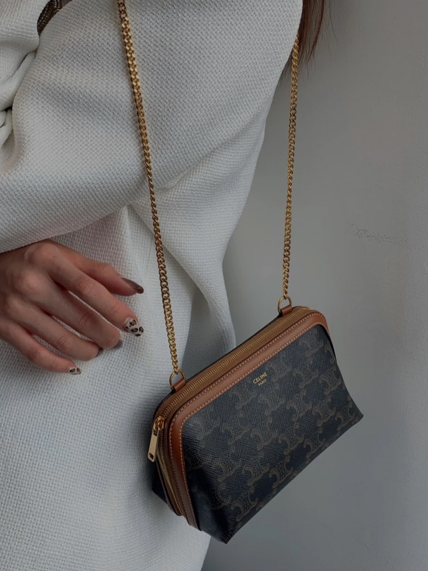 Celine Triomphe 老花貝殼包