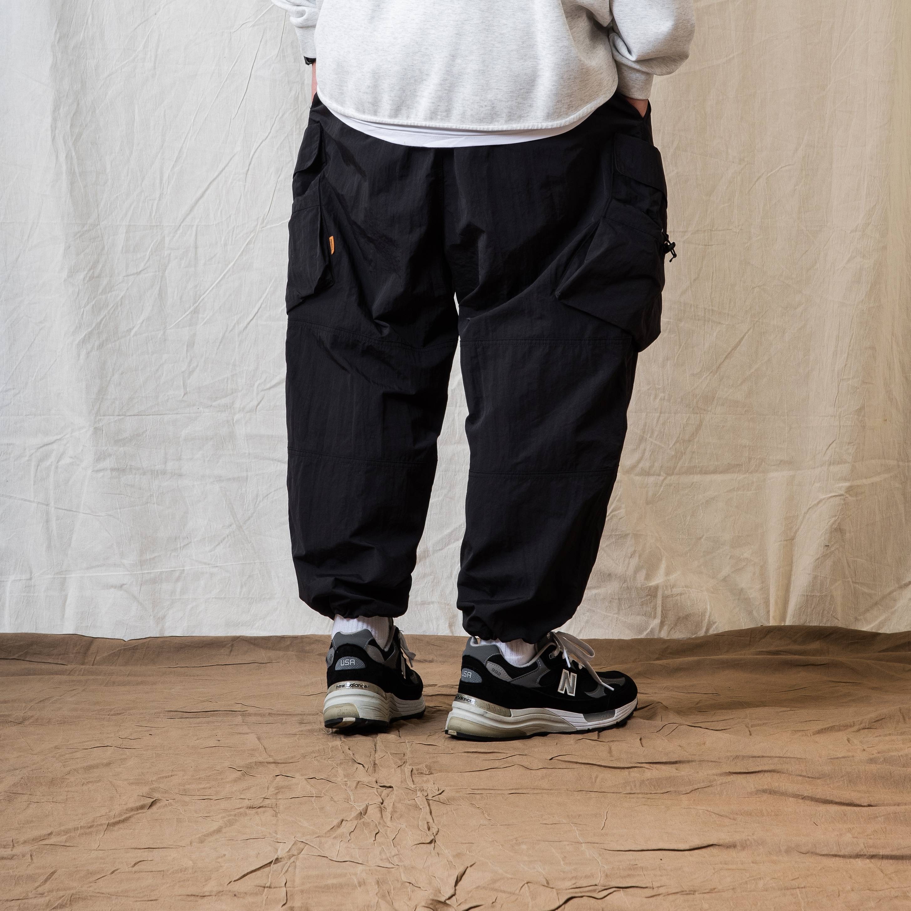 PERSEVERE LAYERED POCKET CARGO PANTS - BLACK