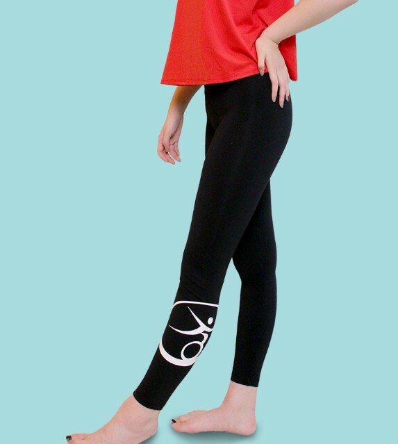 JACKIE BIG LOGO黑色透氣打底褲