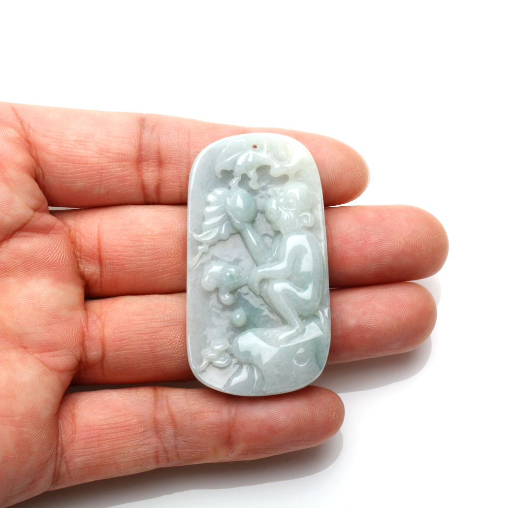 【雅紅珠寶】天然翡翠項鍊-猴-十二生肖-喜猴獻-N0355