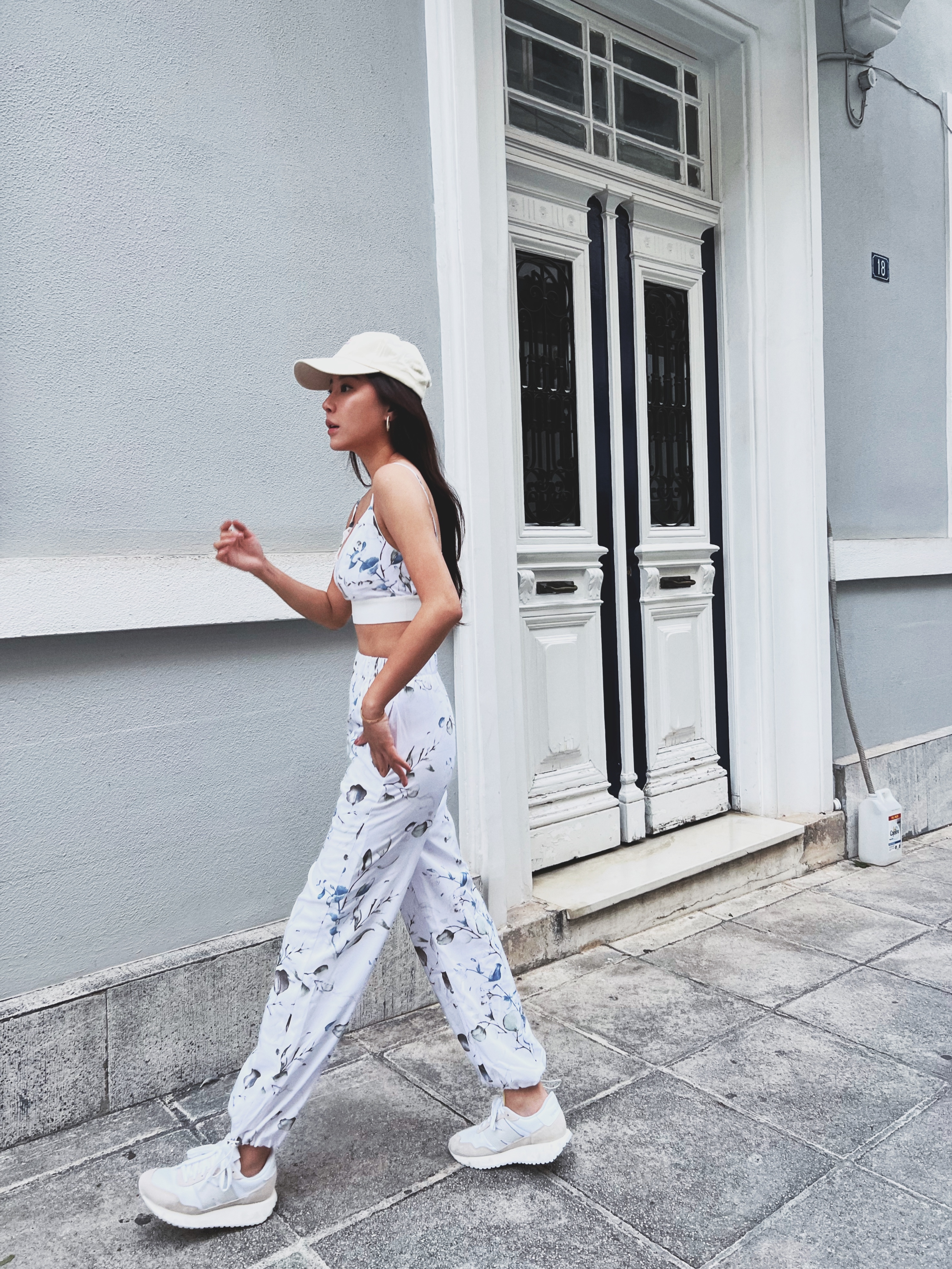 Hang out  雪紡縮口套裝