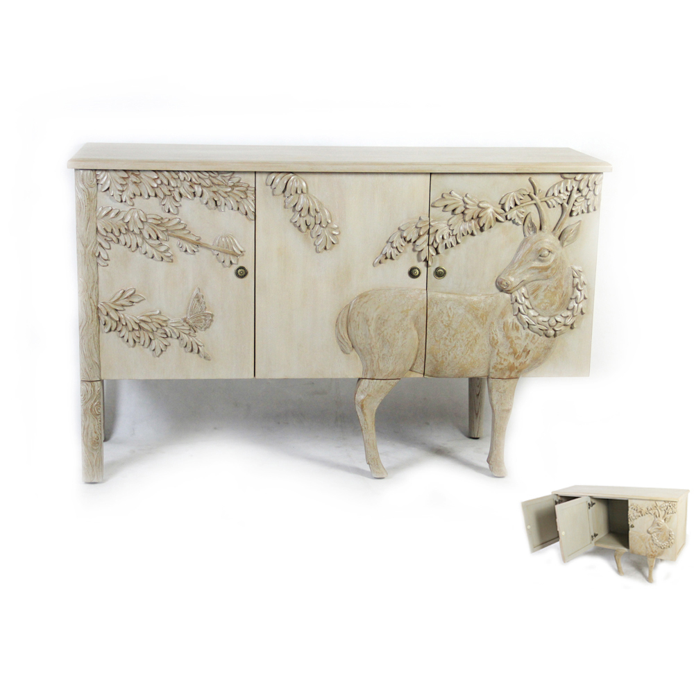 麋鹿造型三門櫃