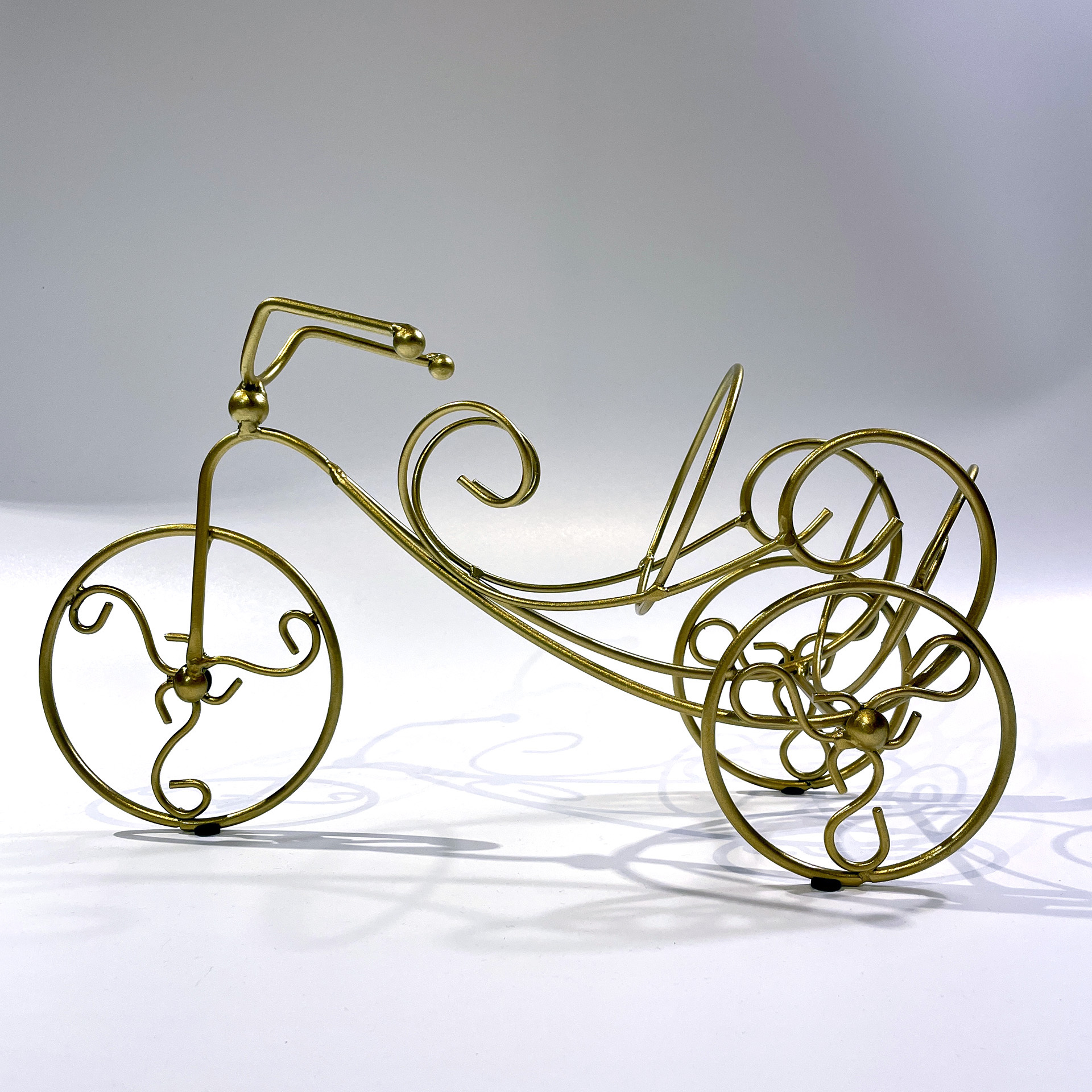 金色腳踏車紅酒架