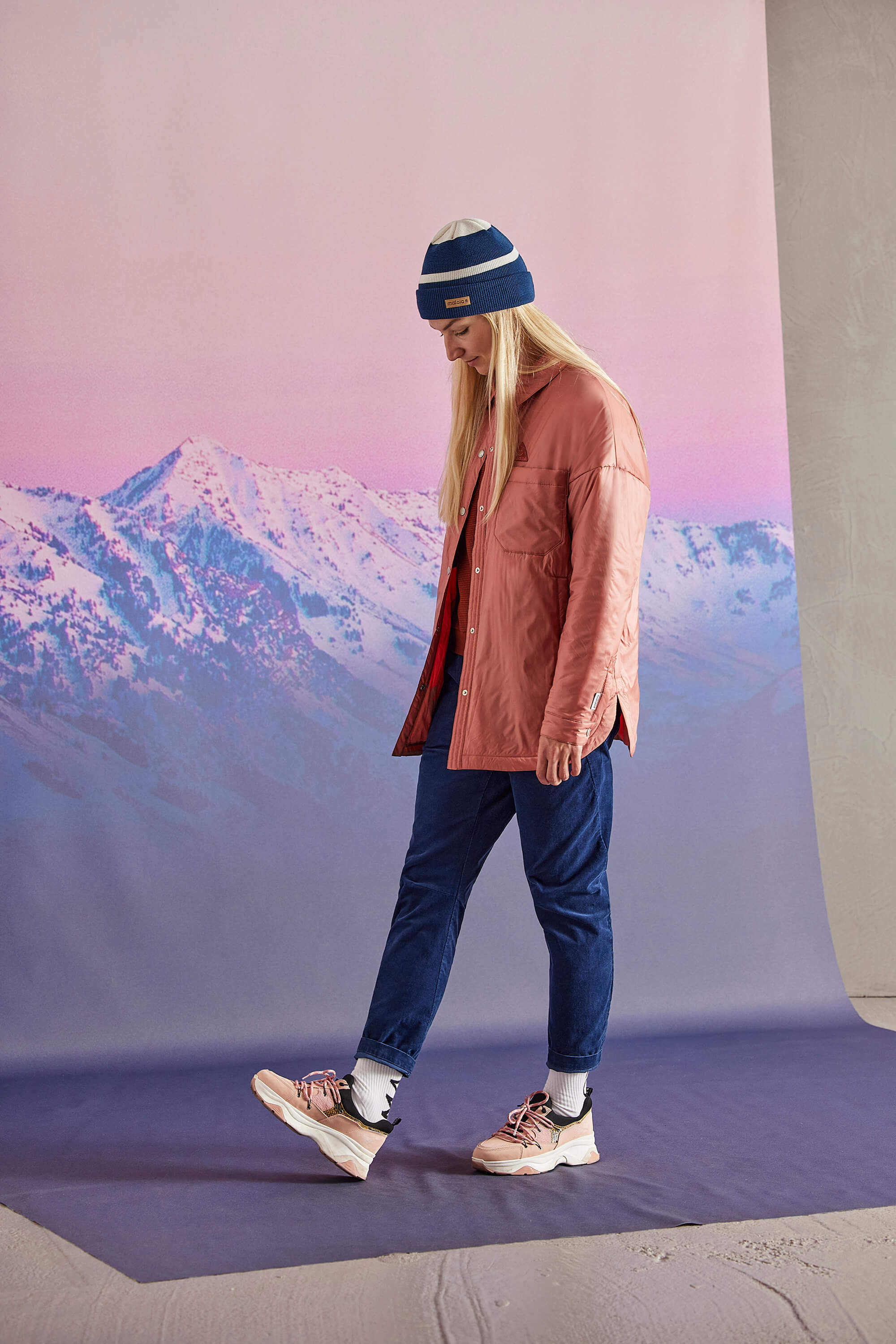 【MALOJA】女 Primaloft BIO 防風保暖長版襯衫外套 / 22MA34437-[粉橘]