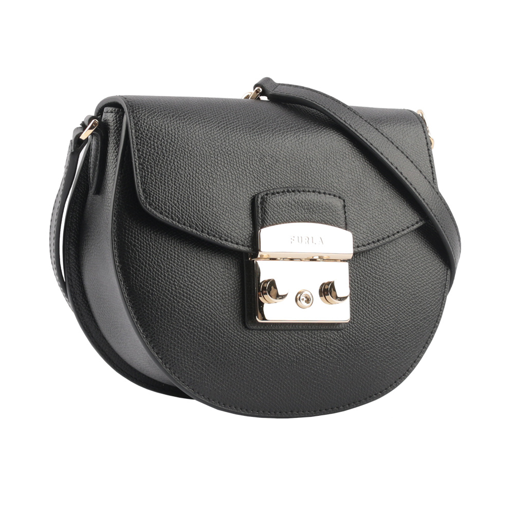 【FURLA】Metropolis 壓紋牛皮金鍊半月型迷你斜背包(黑色)