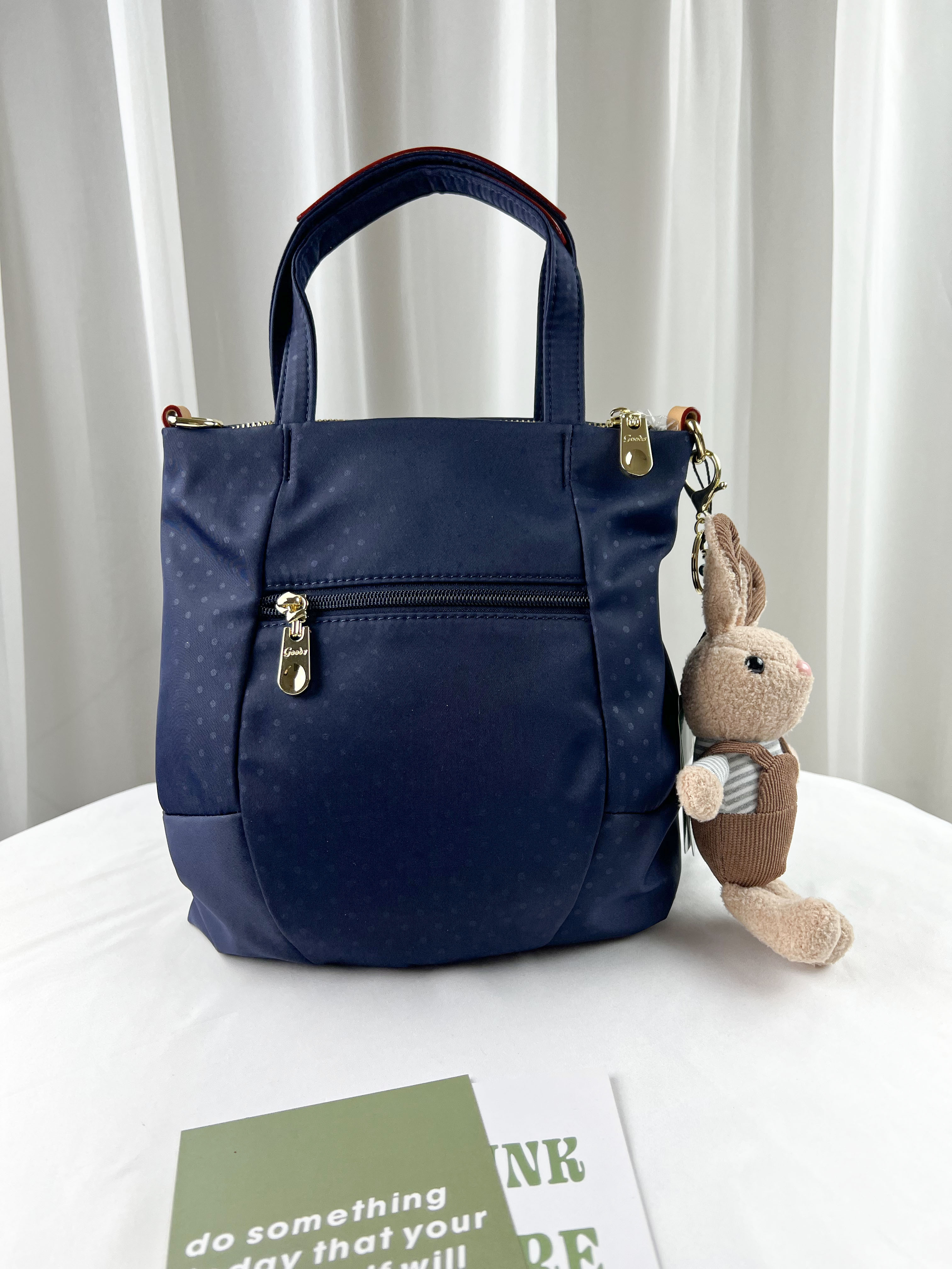 GOODS 小圓點防潑水手提包 / 側背包 附小熊吊飾 #2799