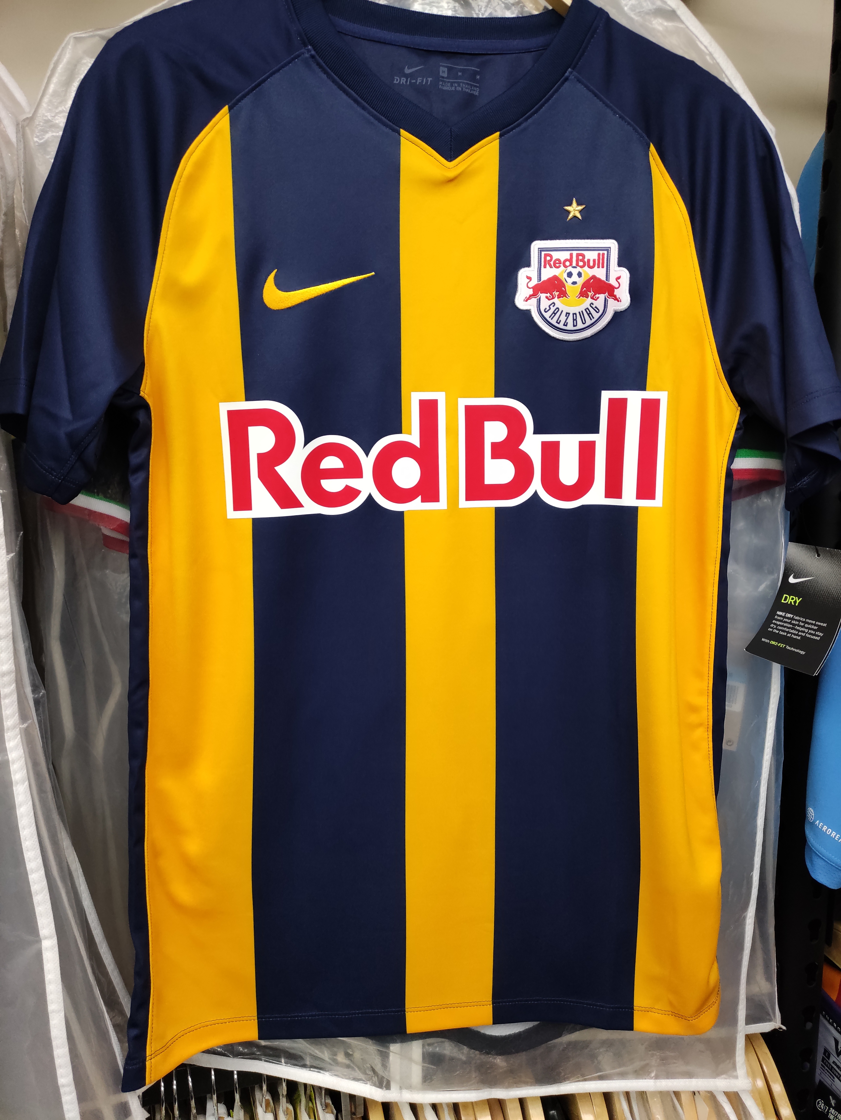 19-20薩爾斯堡紅牛主場夏蘭特球衣