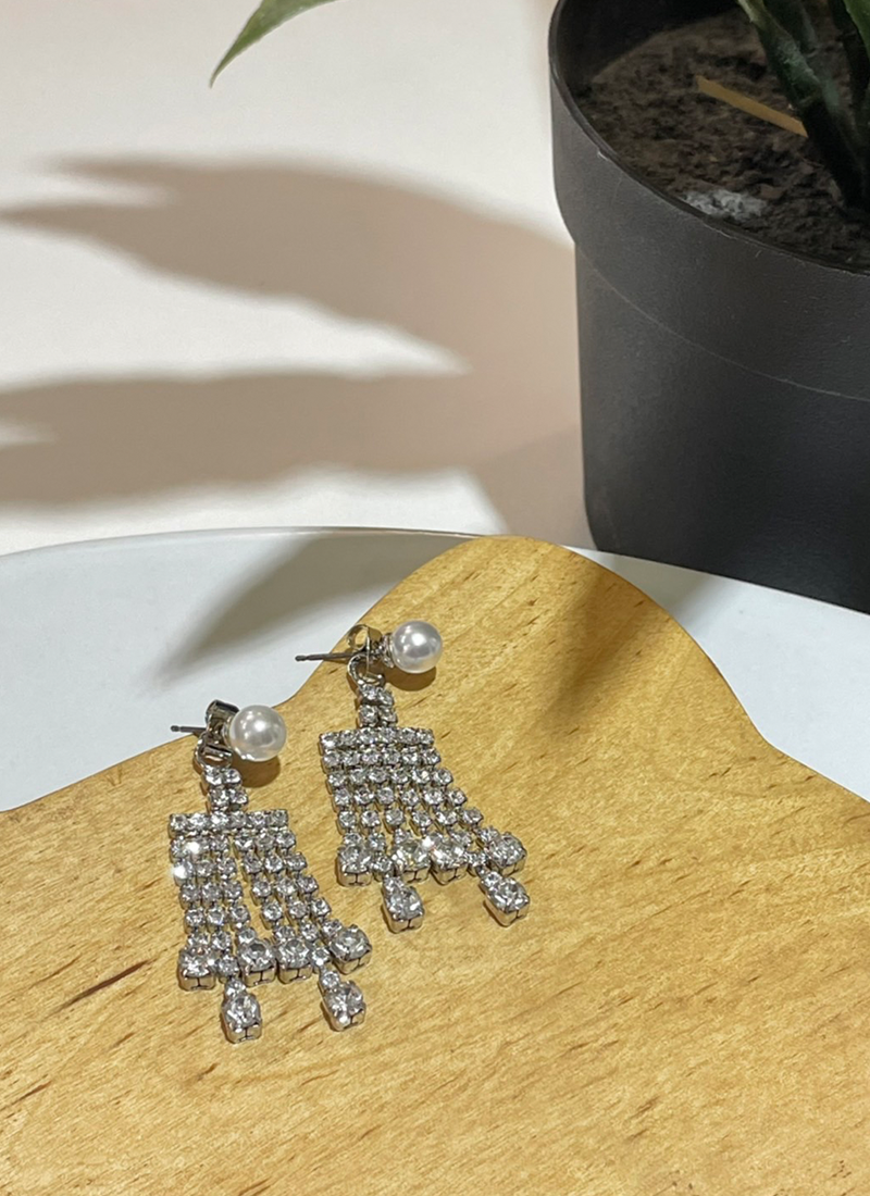 [現貨] 時尚水鑽流蘇耳環