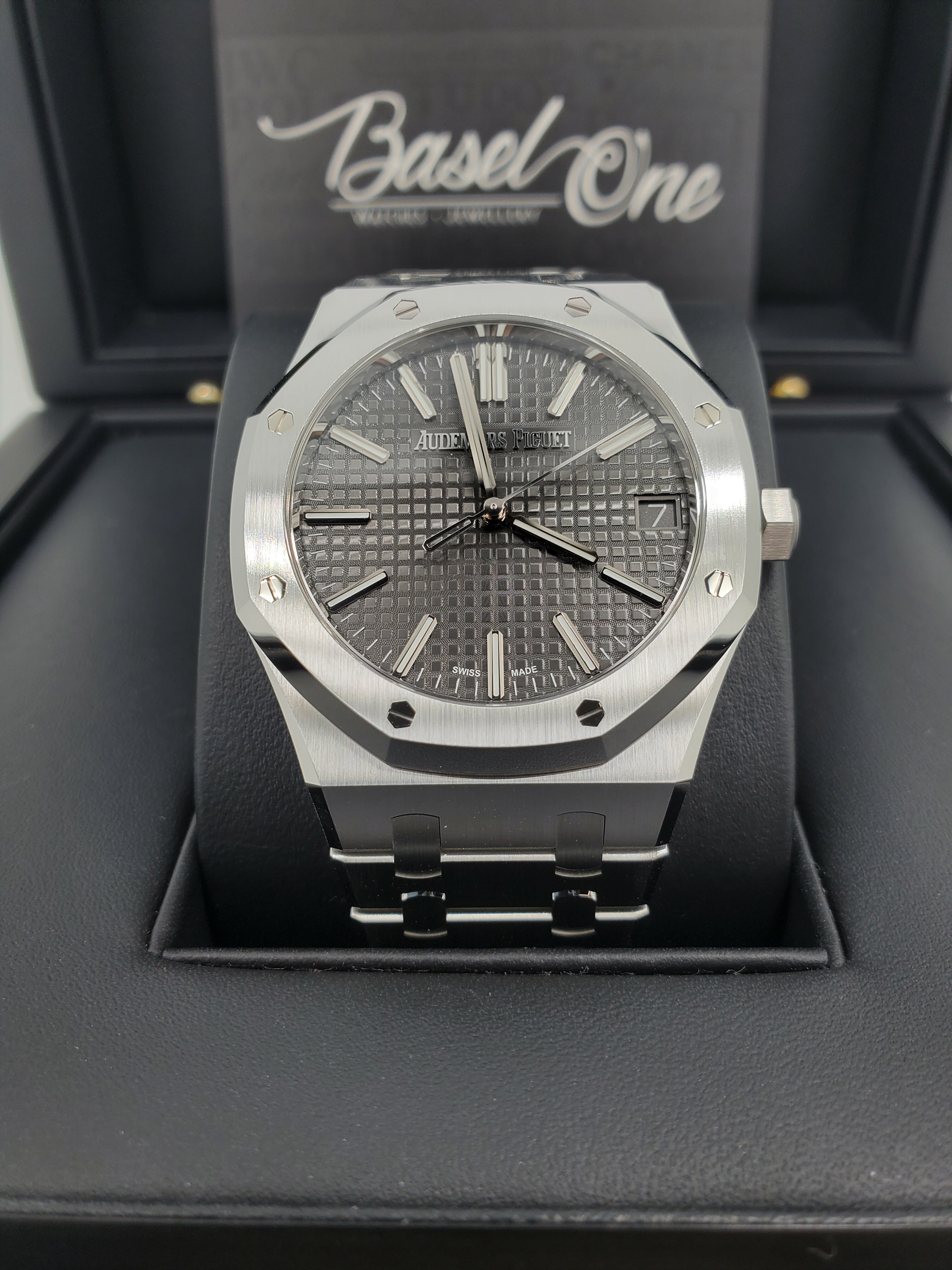 BRAND NEW AUDEMARS PIGUET 15510st 15510 ROYAL OAK SELFWINDING "50TH ANNIVERSARY" STAINLESS STEEL GREY 41mm