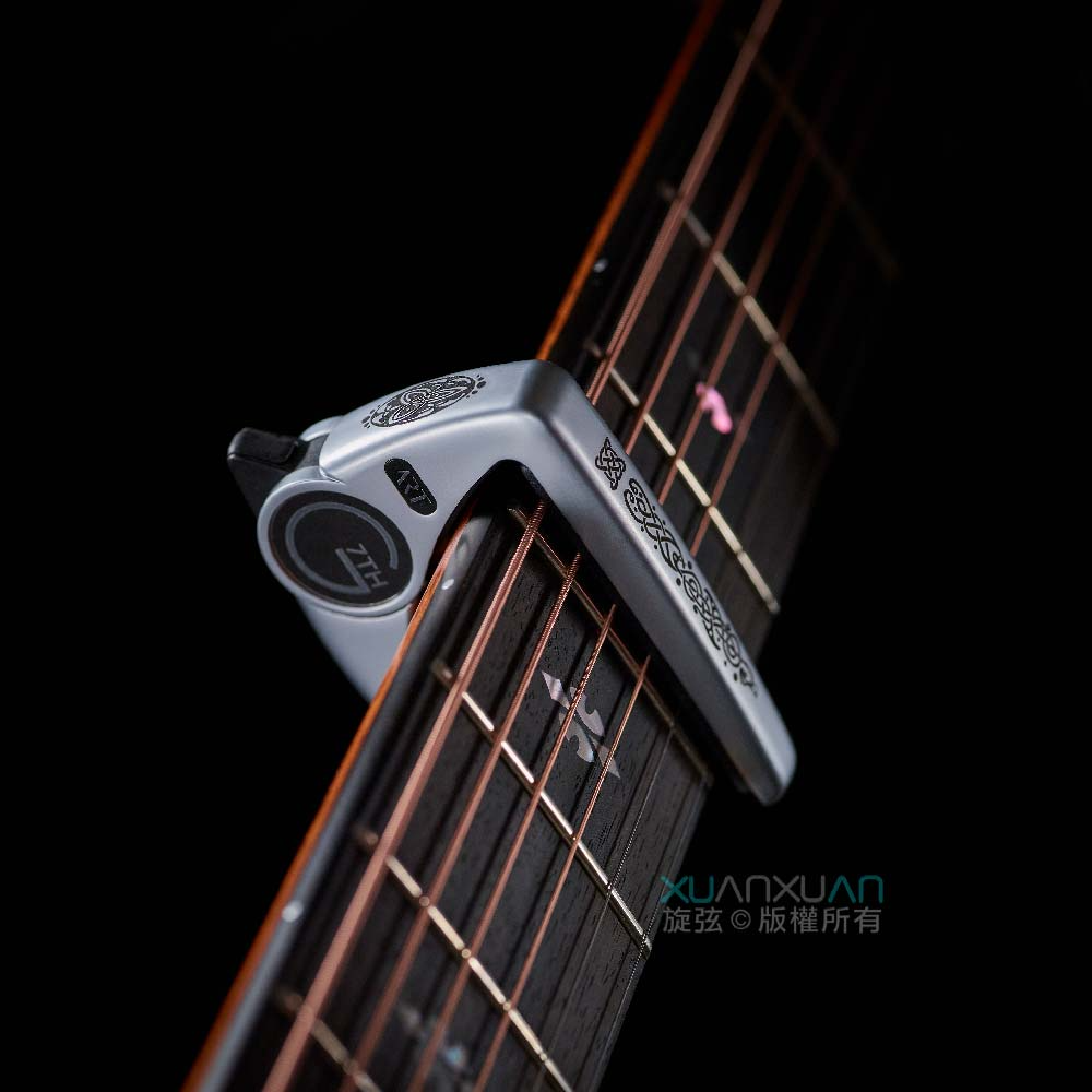 G7th G7th P3系列capo 6弦雕花款 銀色 第 4 張圖片｜三峽吉他 / Bass