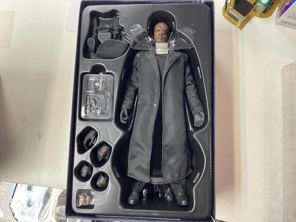 寄賣 Hottoys Nick Fury The winter soldier