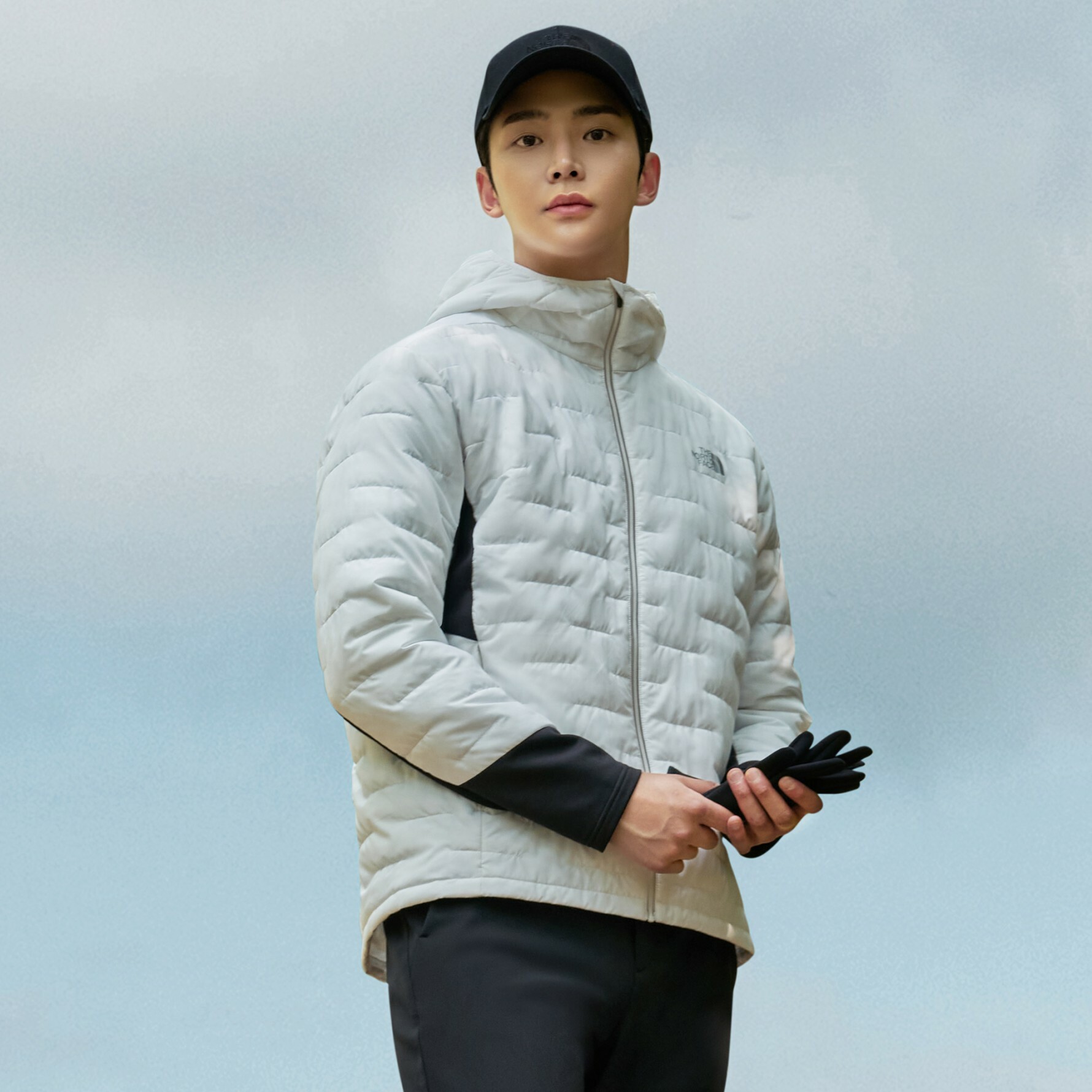 THE NORTH FACE FIELD ON BALL 立領 輕量 羽絨外套 夾克 白 NJ3NN73B