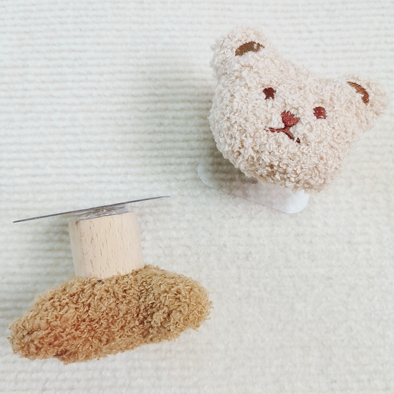 《1147》可愛毛絨小熊木質牆面貼