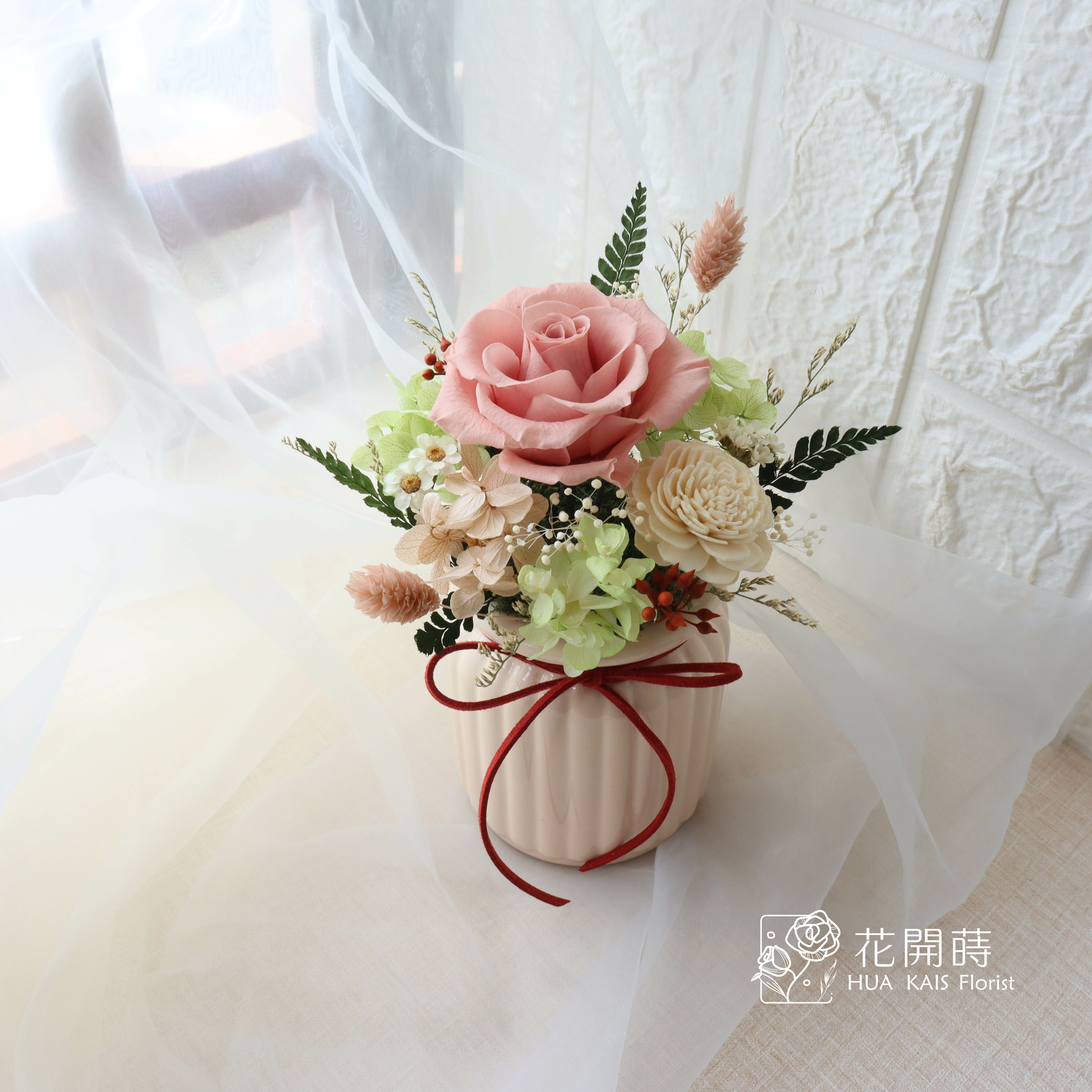 永生玫瑰小桌花|溫柔粉牛奶瓶|開幕小盆栽|生日禮物|辦公桌小盆花