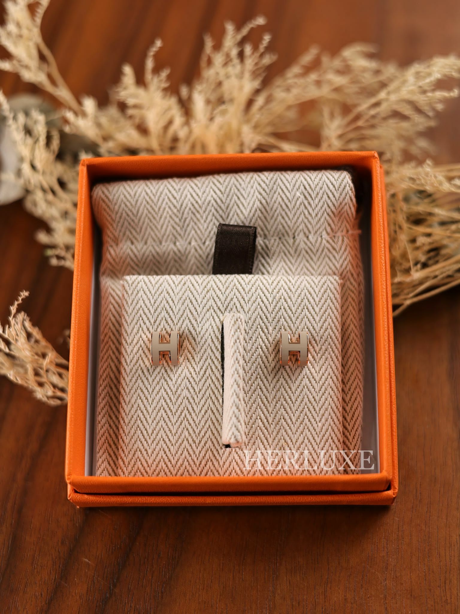 Mini pop H earrings 55 marron glace CD