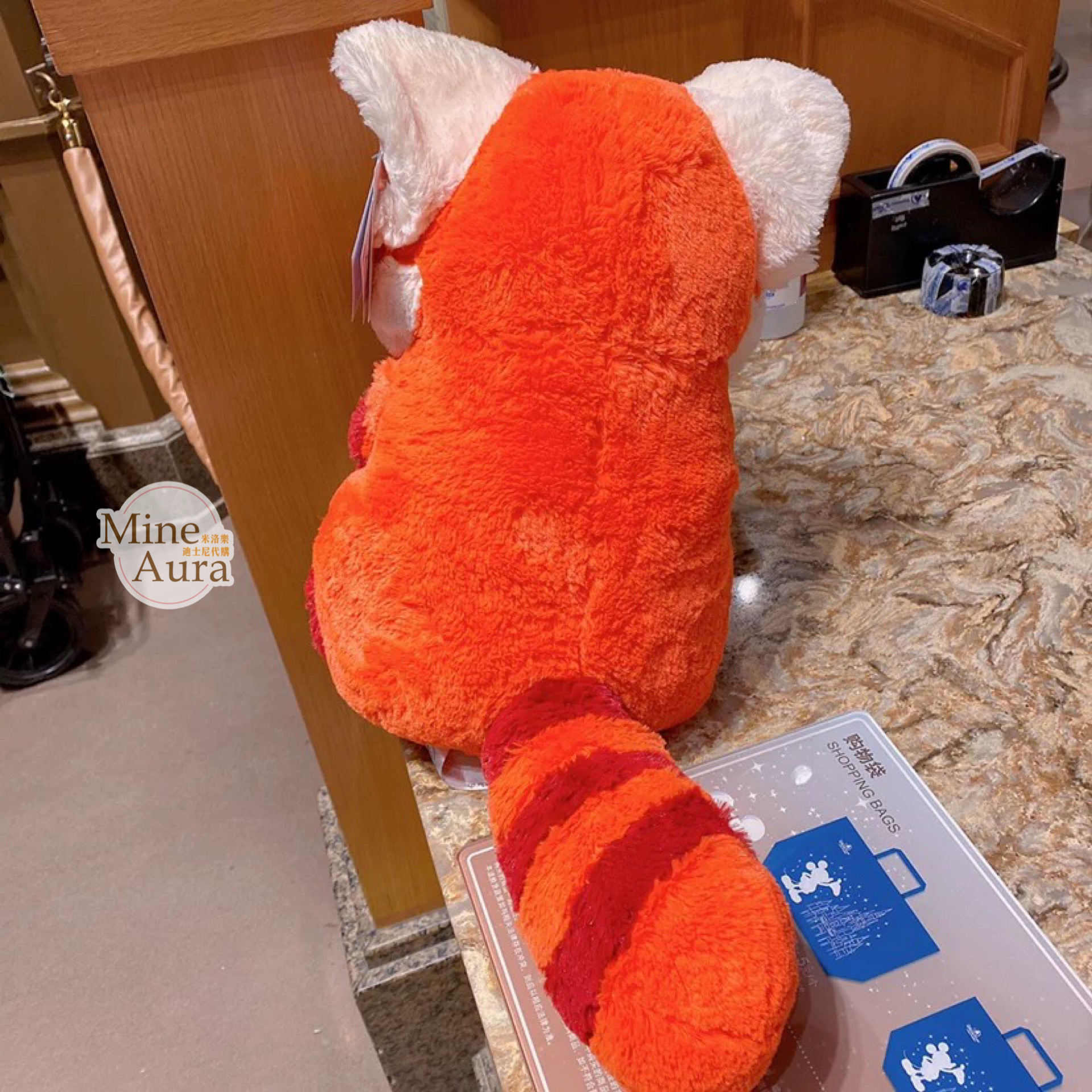 紅熊貓 美美 Meilin 中號絨毛 娃娃玩偶 青春養成記 Turning Red -上海迪士尼樂園