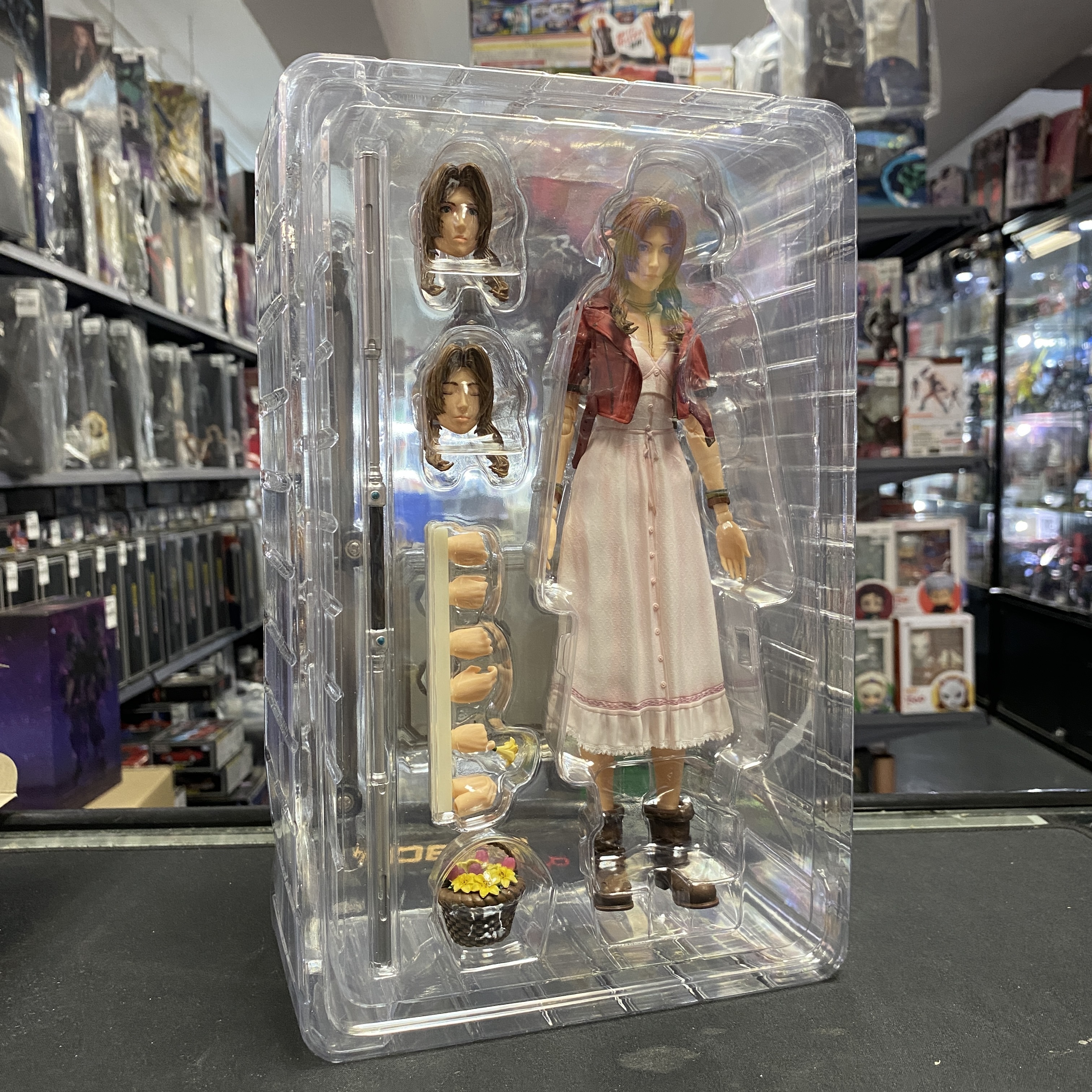 寄賣 PLAY ARTS 改 FF7 remake AERITH GAINSBOROUGH