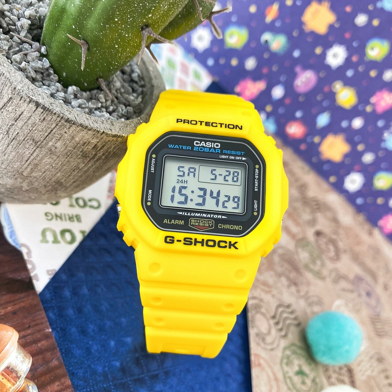 【G-SHOCK 卡西歐】 經典方型錶DW-5600復刻再現 DW-5600REC-9D  現代鐘錶