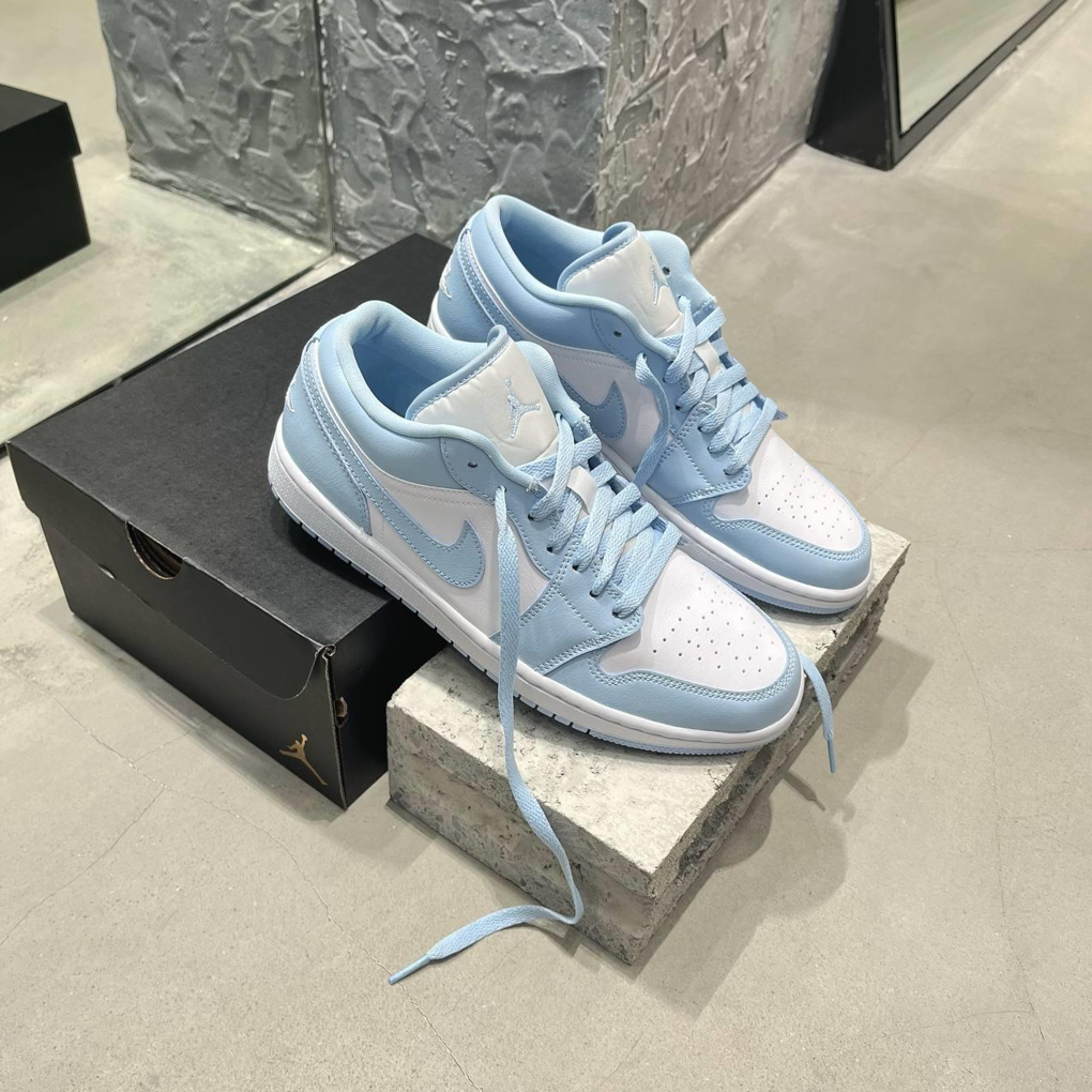 skyblue jordans