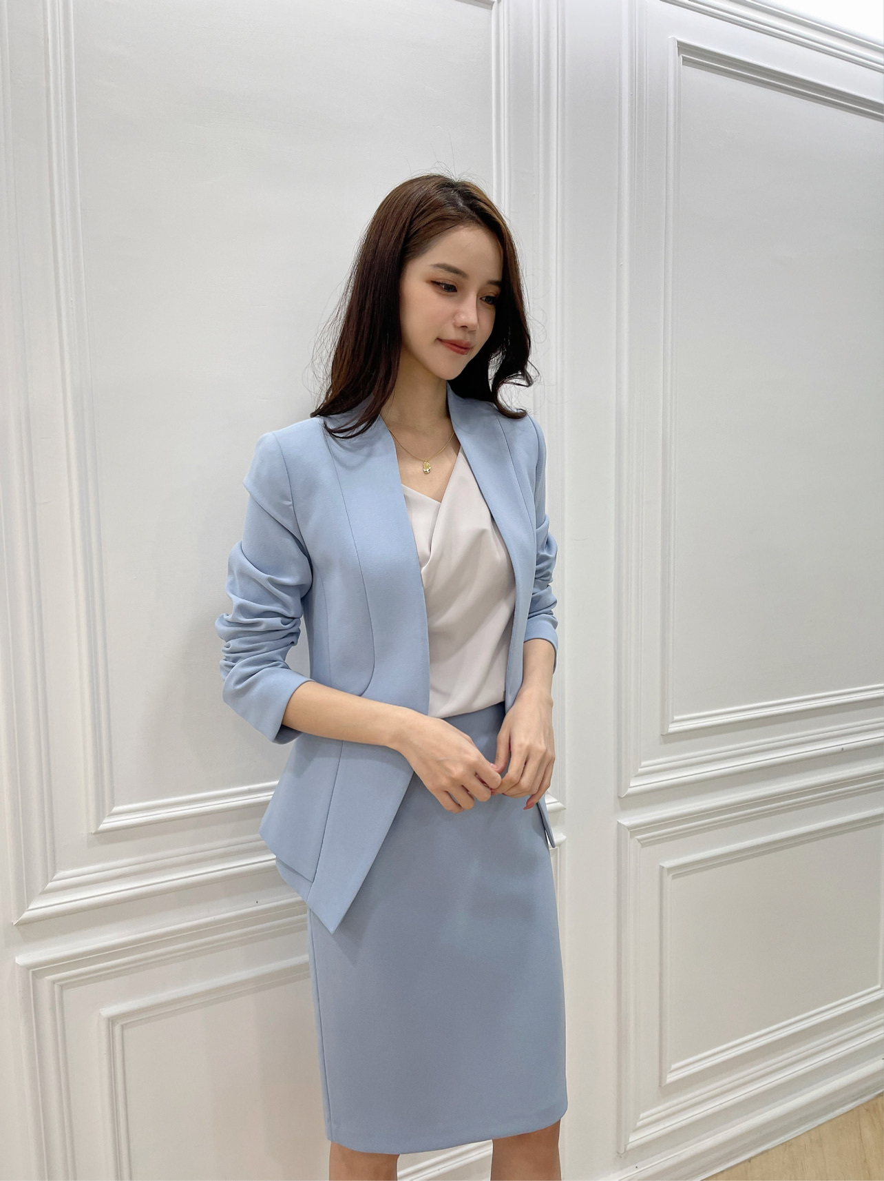 簡約修身套裝(淺藍)