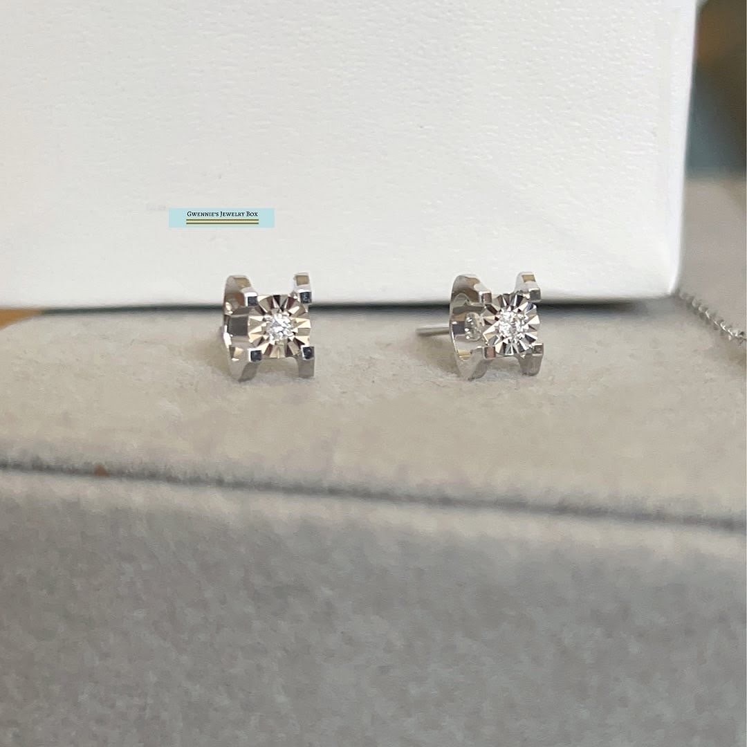 Hug擁抱-真鑽耳環