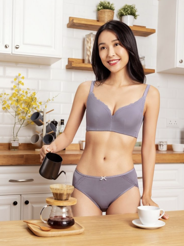 HB4502 剪接罩杯胸圍