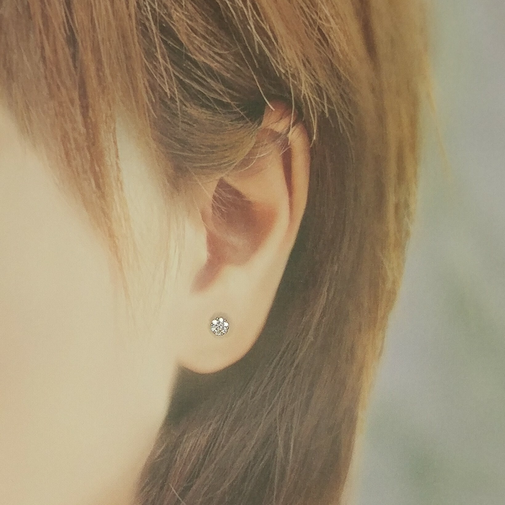 18K White Gold 0.18ct Diamond Earrings