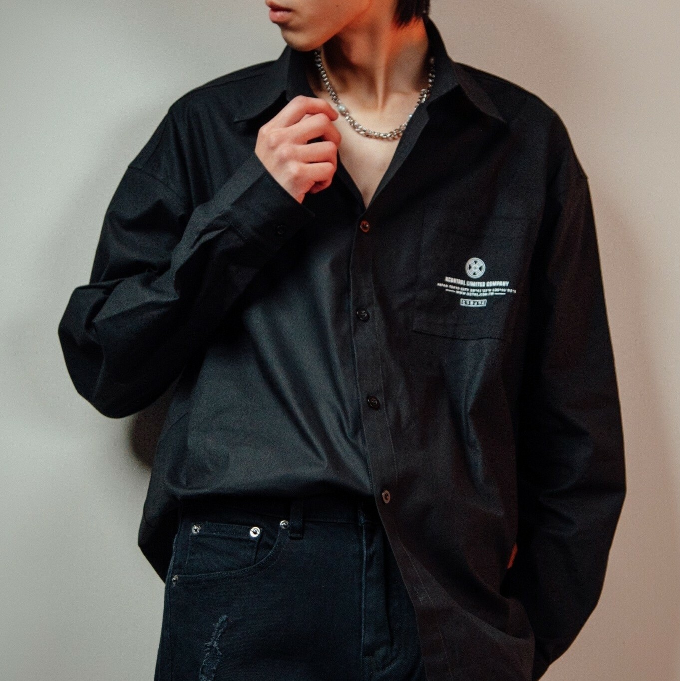 XCTRL 厚磅挺版長袖襯衫-黑