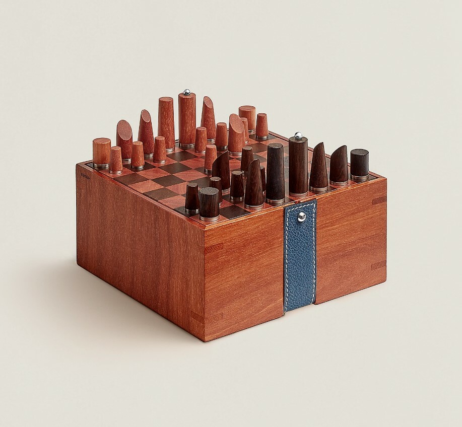 全新HERMES國際象棋迷你組合 棕色手工雕刻木制/深藍色Evercolor皮带 Samarcande mini chess set #BRAND NEW #香榭站正品