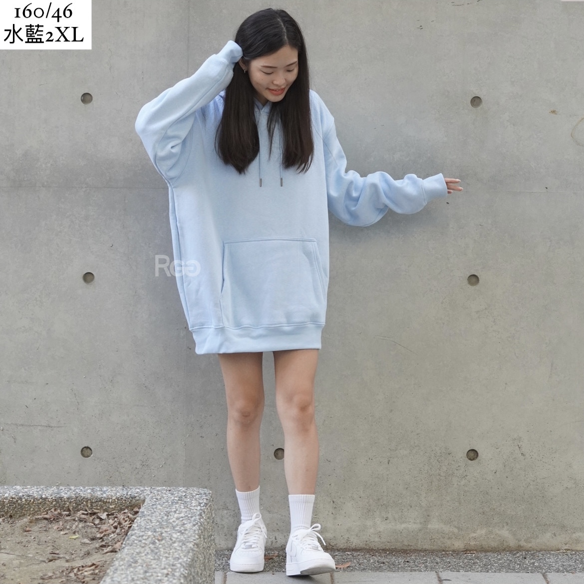 美式休閒素面內刷毛帽T水藍2XL實穿照