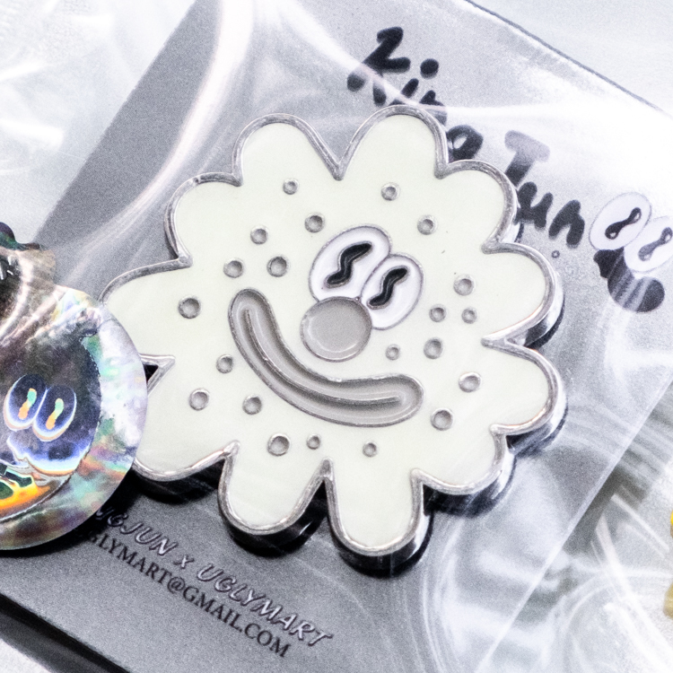 Kingjun｜勳章｜病毒花｜銀灰銀鼻