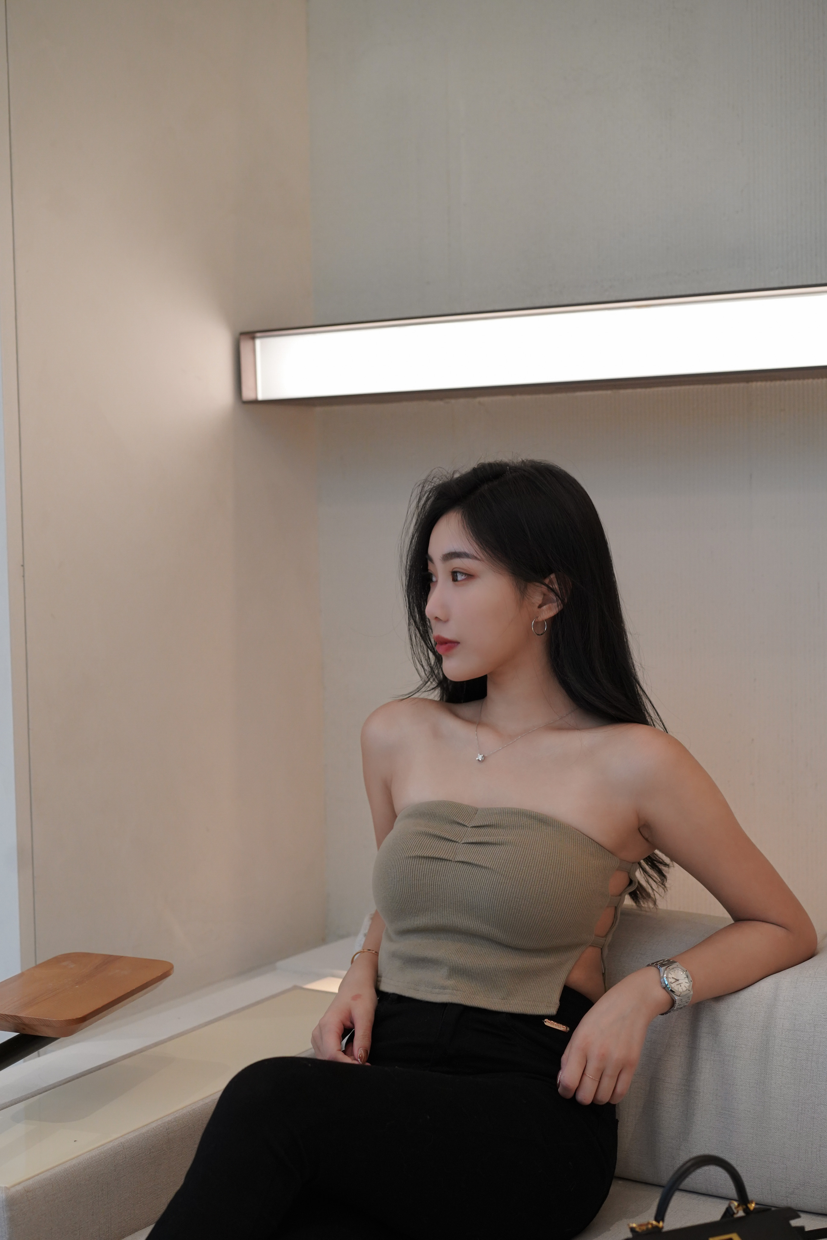 全場焦點-簍空平口bra小可愛