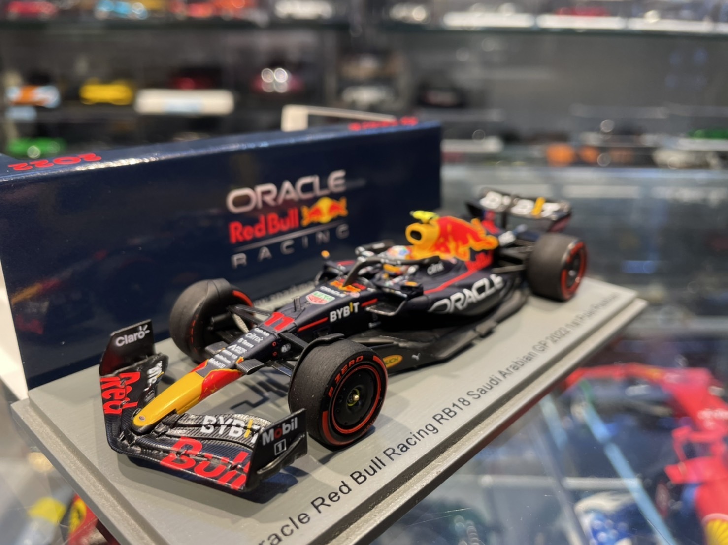 Oracle Red Bull Racing RB18 No.11 1st Pole Position Saudi