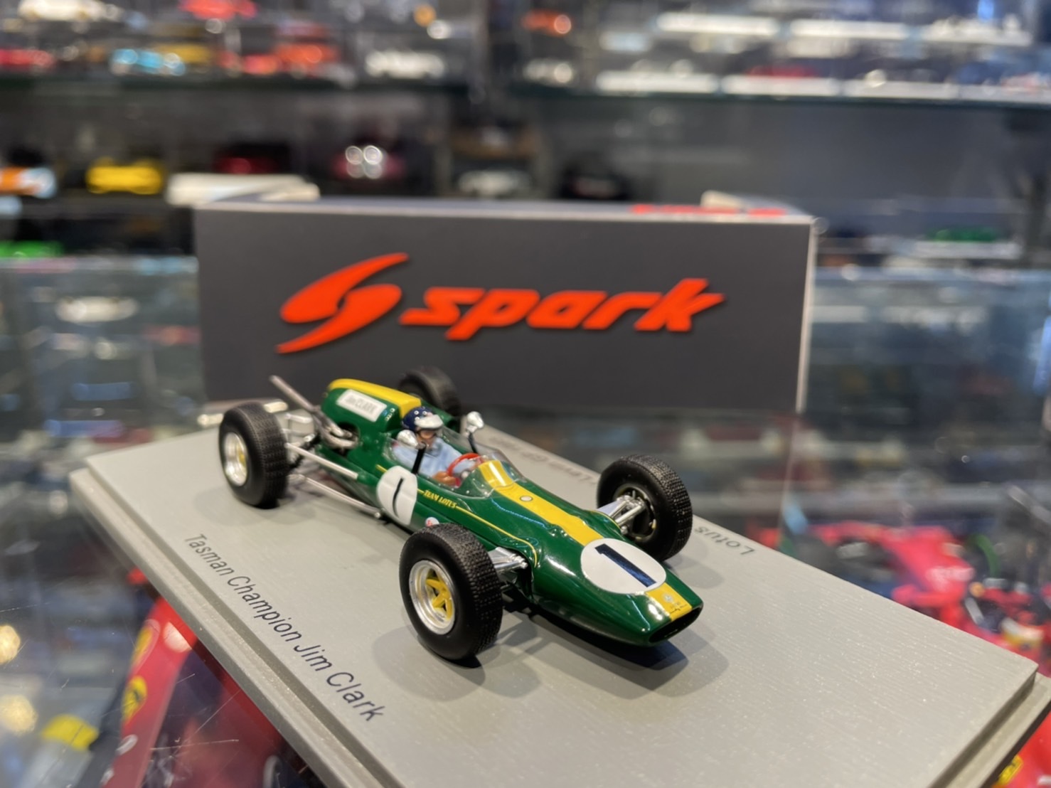 Spark Lotus 32B #1 Winner Levin GP Tasman Champion 1/43